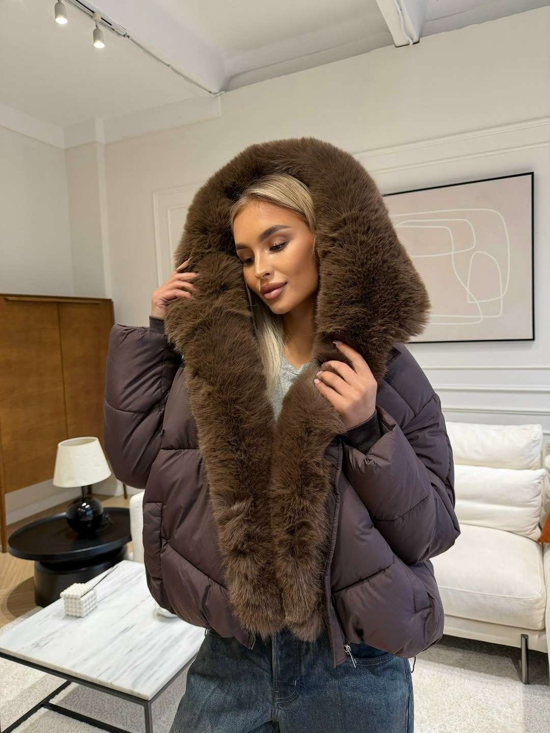зимняя куртка женская с большим натуральным мехом,куртка с натуральным мехом женская,пуховики с натуральным мехом,куртка с мехом,зимняя куртка женская