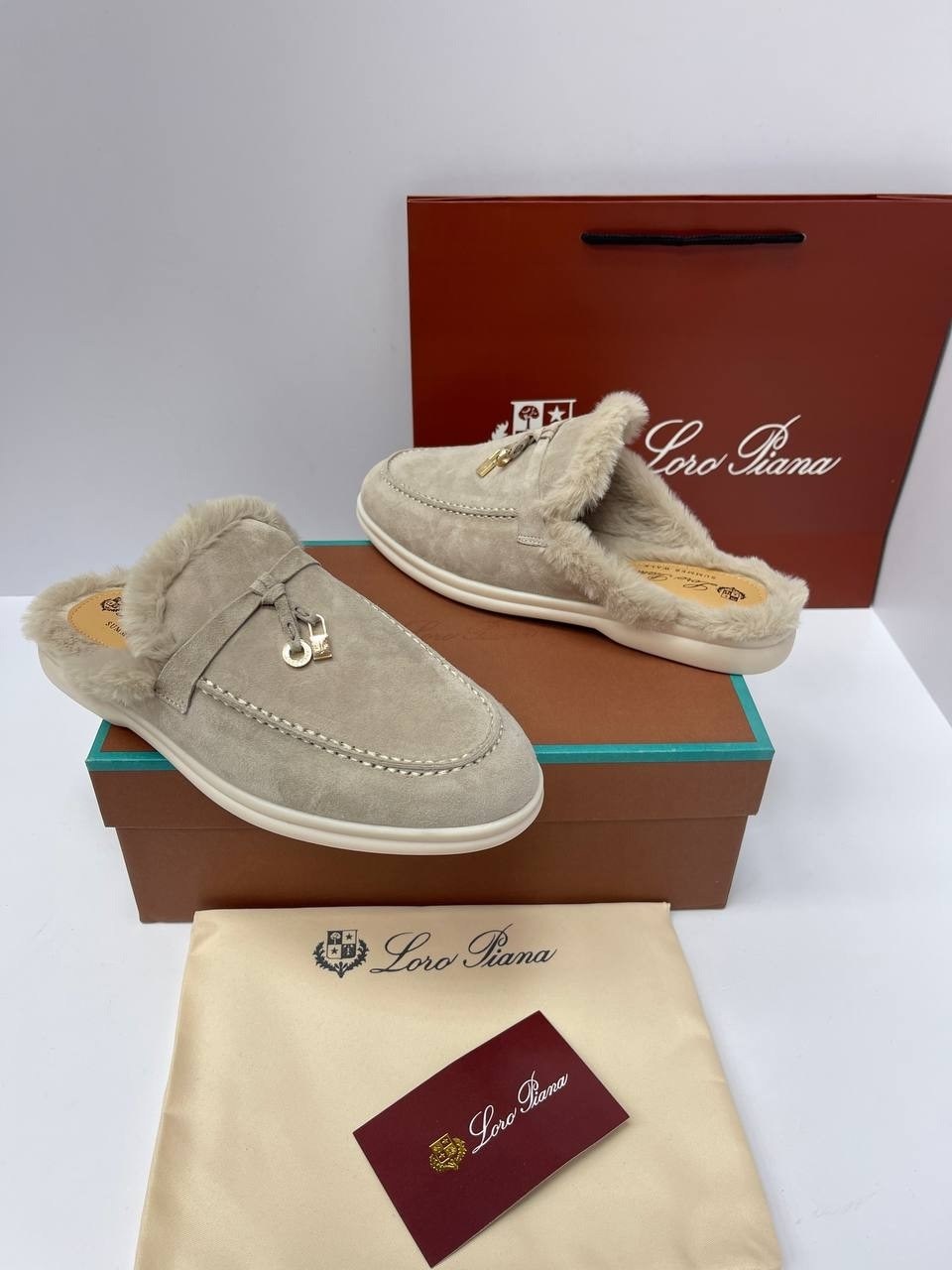 женские лоферы loro piana,замшевые лоферы loro piana,лоферы loro piana,,мюли loro piana