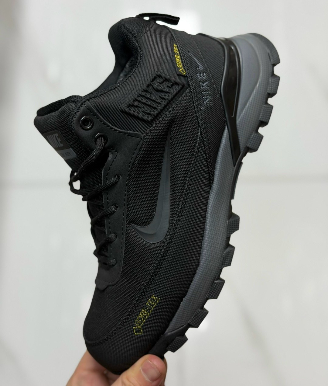 кроссовки зимние высокие мужские с мехом nike air goretex,кроссовки зимние мужские nike,кроссовки зимние nike,мужские зимние кроссовки nike gore-tex,зимние мужские кроссовки