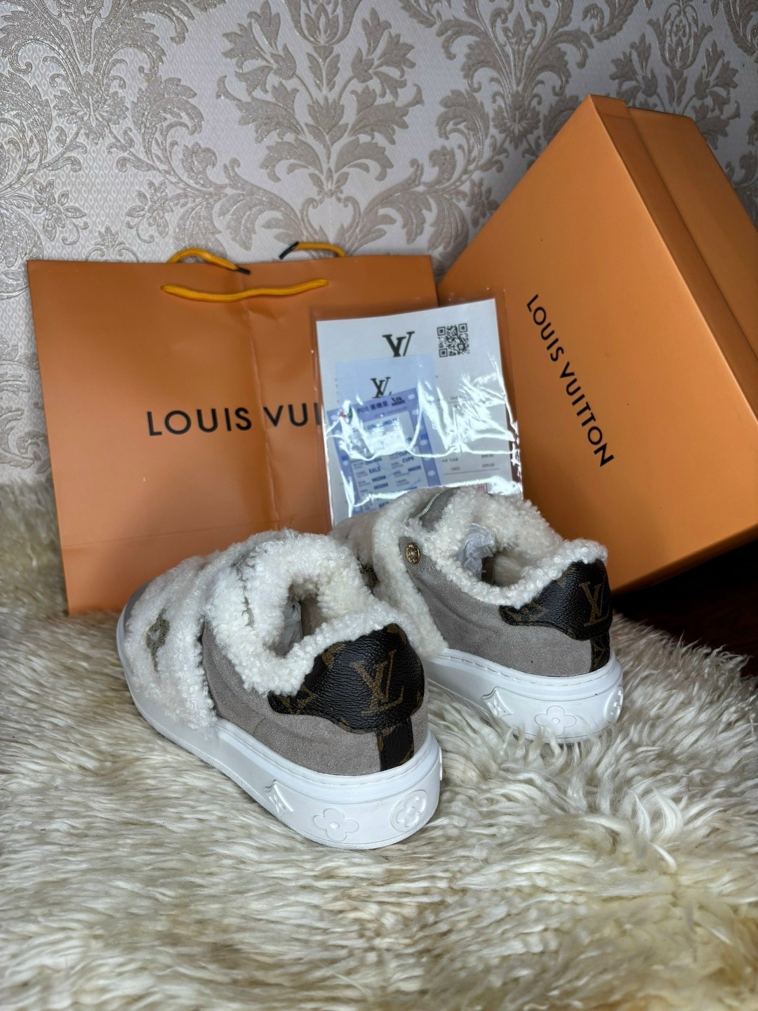 кроссовки женские louis vuitton,кроссовки louis vuitton,louis vuitton зимние кроссовки,,кеды луи виттон женские