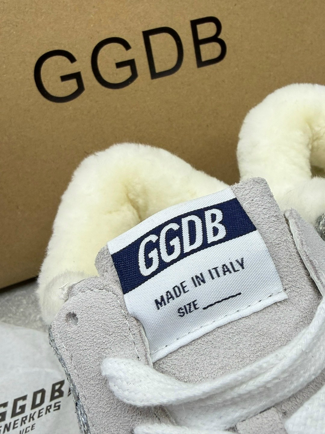 ,кеды зимние с натуральным мехом golden goose premium shoes,golden goose зимние кеды женские,кеды golden goose женские,кроссовки golden goose