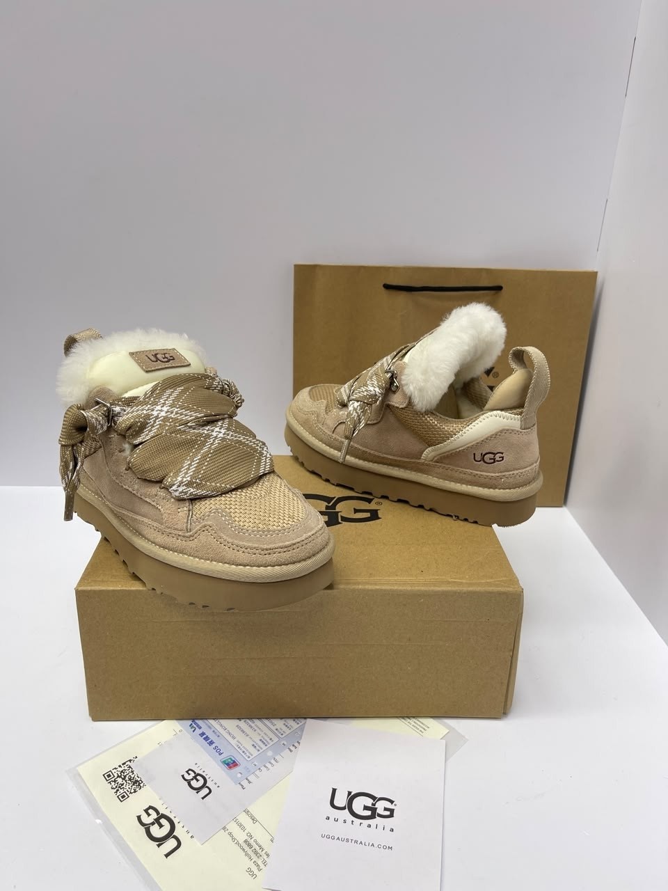 ,ugg кроссовки,кроссовки угги,угги кроссовки зимние,теплые кроссовки