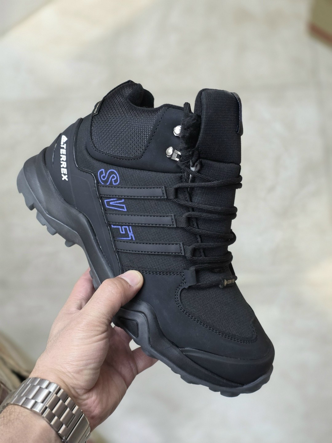 зимние кроссовки adidas terrex,кроссовки adidas terrex,кроссовки мужские adidas terrex зимние,кроссовки зимние adidas,зимние ботинки adidas climaproof высокие