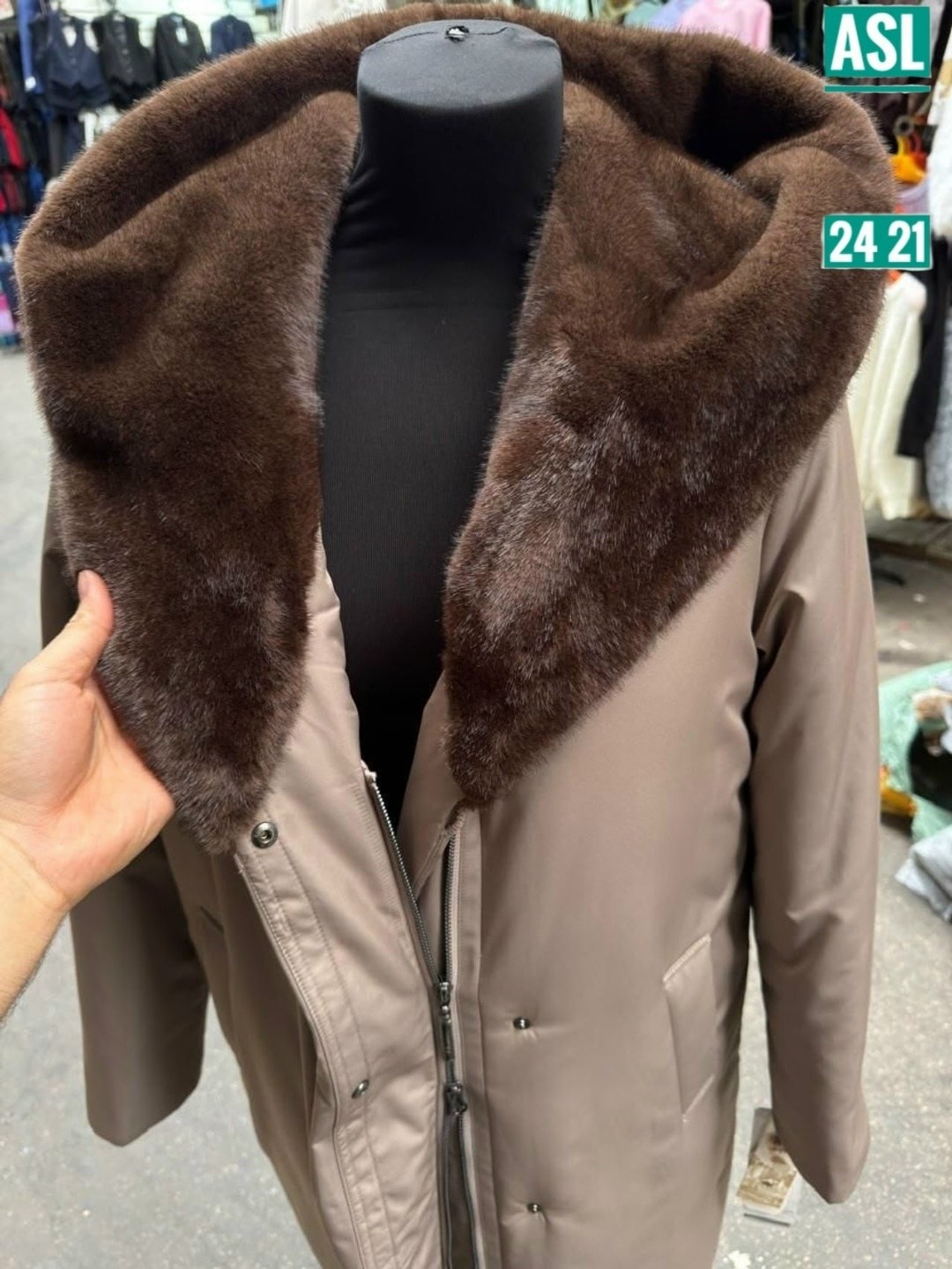 женское зимнее пальто,пальто зимнее,пальто с мехом,пальто shetti 2175 капучино,пальто парка