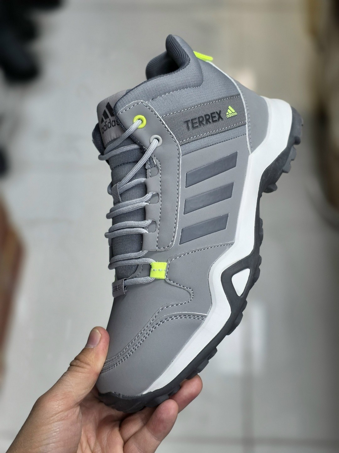 кроссовки мужские зимние adidas terrex,зимние кроссовки adidas terrex,кроссовки мужские зимние adidas,кроссовки унисекс adidas terrex winter черные 44 eu,кроссовки зимние мужские adidas terrex mirota