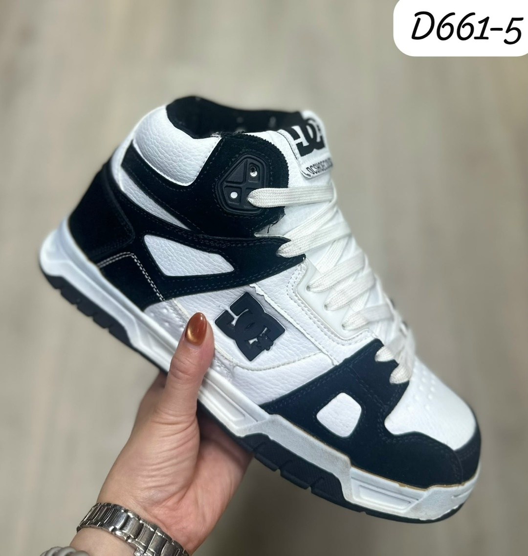 кроссовки adidas,кроссовки adidas мужские,кроссовки мужские зимние adidas,зимние кроссовки adidas,кроссовки женские adidas