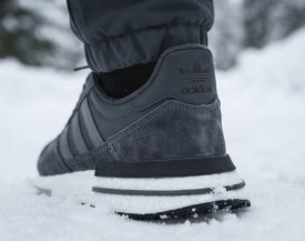 Кроссовки