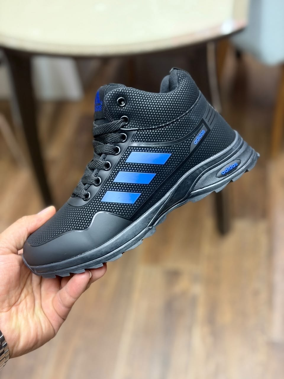 зимние кроссовки adidas,кроссовки мужские зимние adidas,зимние кроссовки мужские адидас,кроссовки adidas мужские,мужские зимние кроссовки адидас adidas