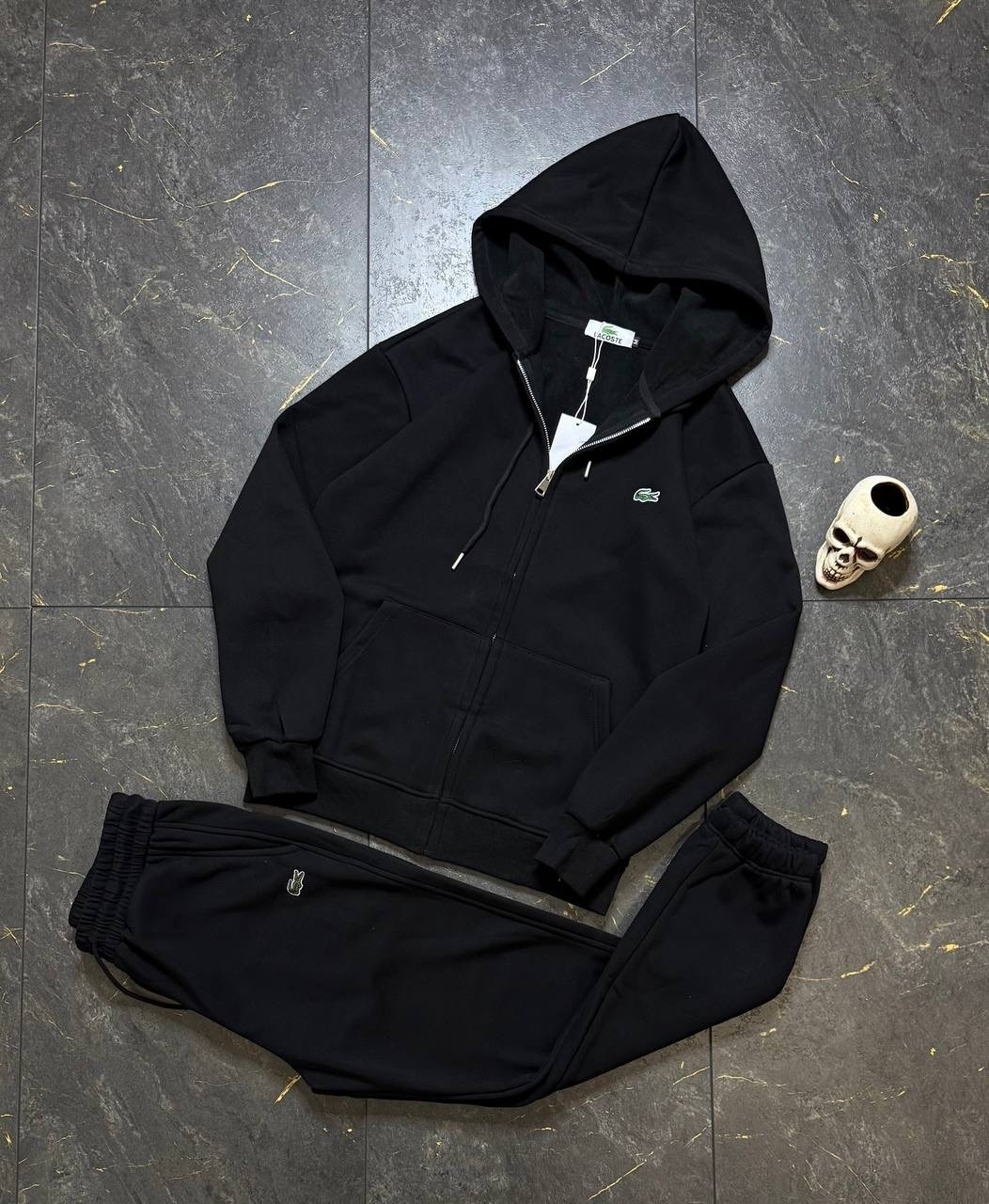 lacoste grey sweatsuit,спортивный костюм lacoste,спортивный костюм lacoste мужской,спортивный костюм лакост,спортивный костюм lacoste wh2528cca
