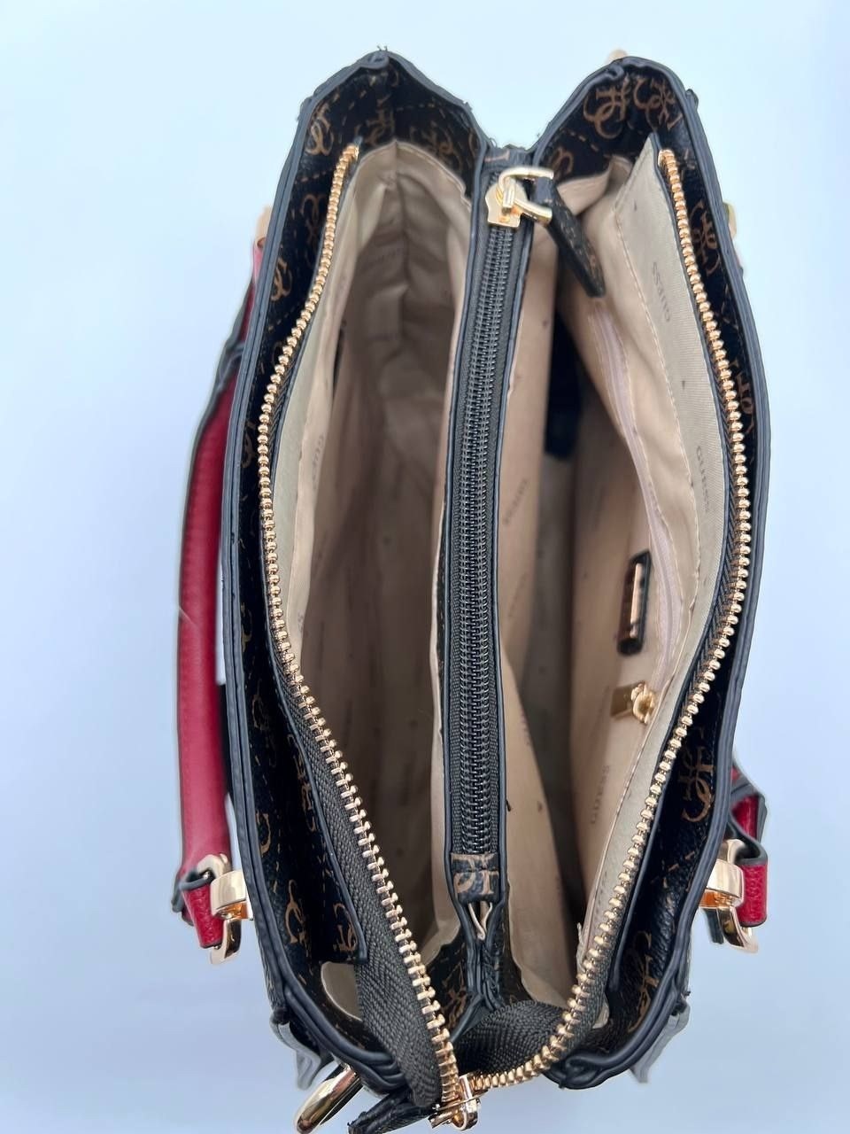 cумка guess,женская сумка guess,сумка guess коричневый,стильная сумка,guess сумка тоут