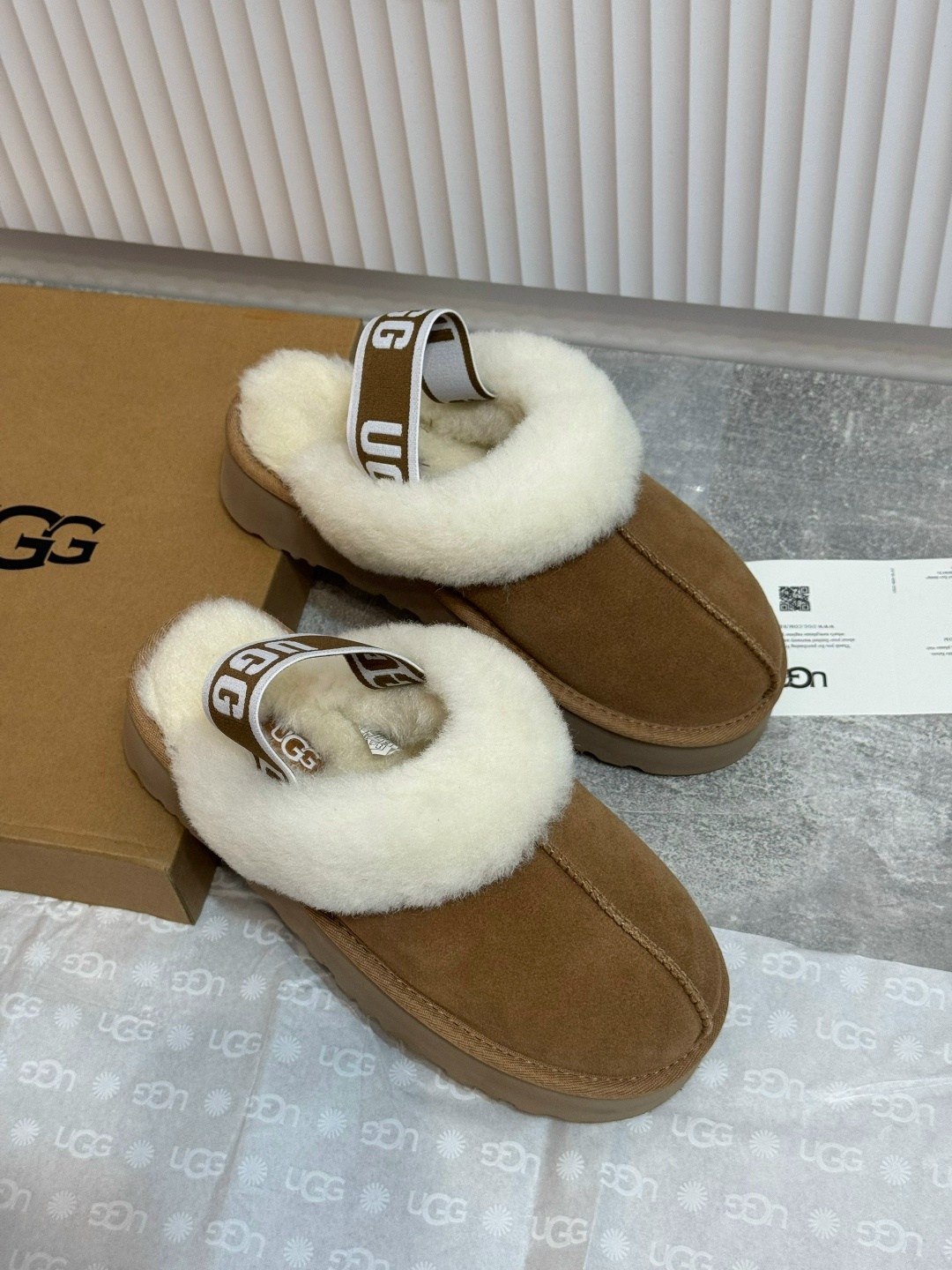 женские угги,,угги ugg,угги женские ugg,ugg funkette slipper chestnut