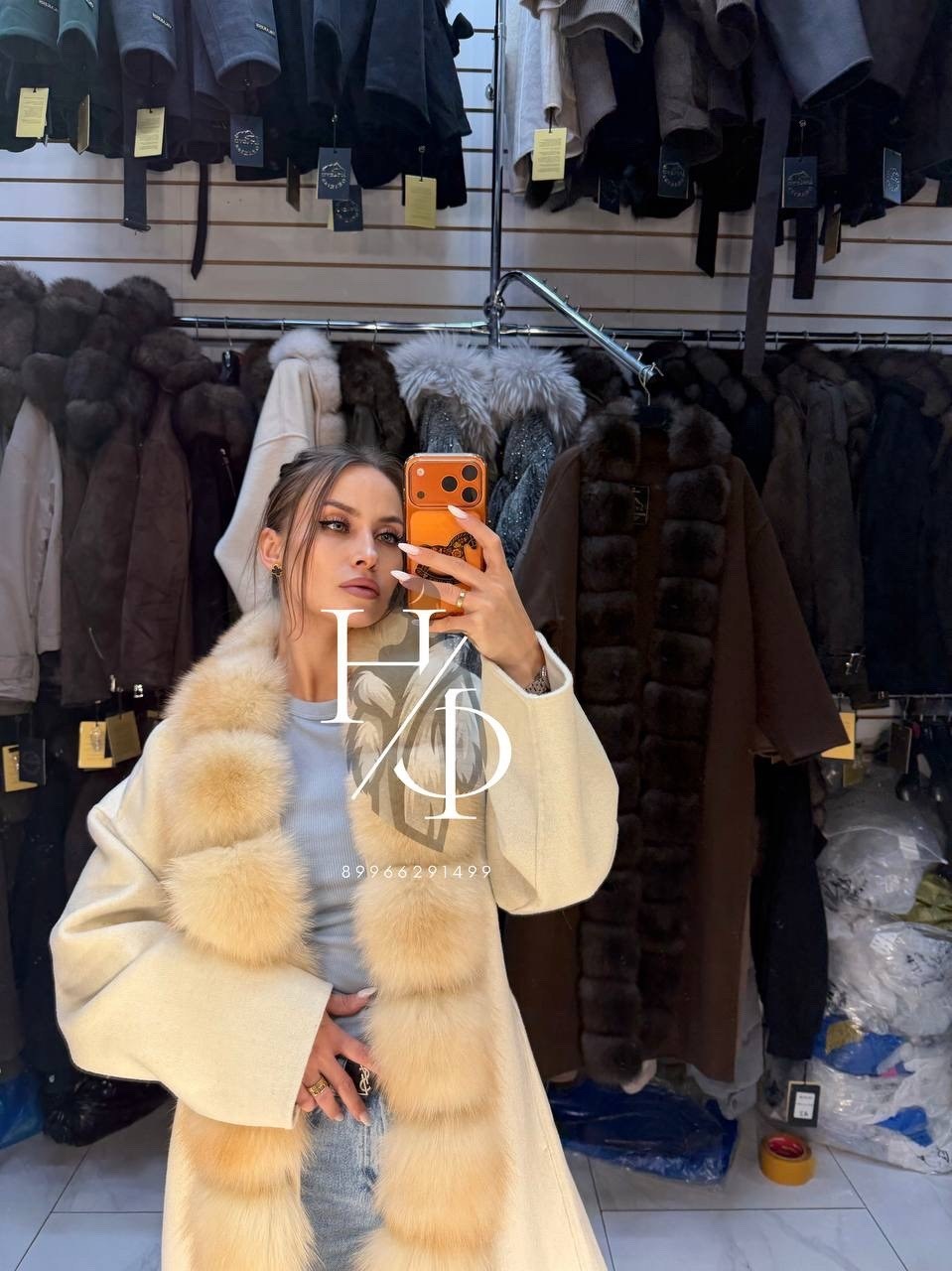 кашемировое пальто с мехом куницы yana kraft brand,пальто с мехом,кашемировое пальто серо-бежевого цвета с мехом куницы,утепленное кашемировое пальто с мехом соболя,утепленное кашемировое пальто с мех