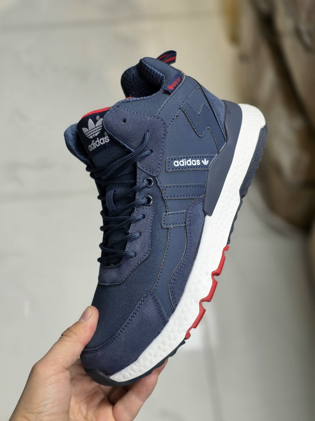 зимние кроссовки adidas niteball hi,зимние кроссовки adidas,кроссовки adidas nite jogger,кроссовки мужские adidas,кроссовки adidas