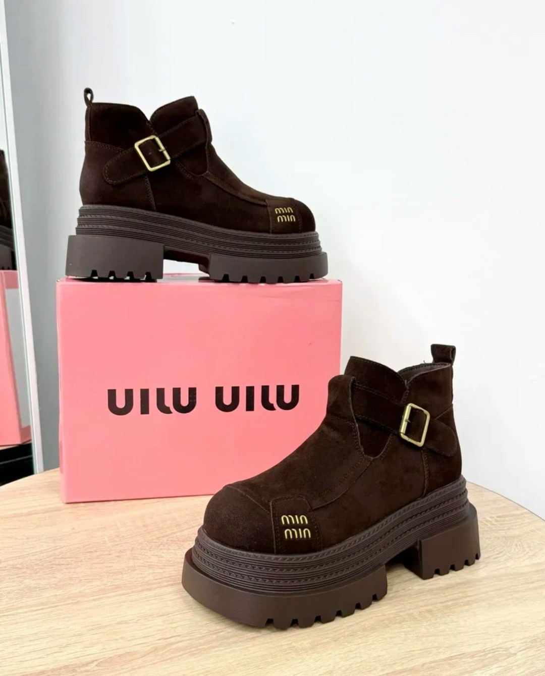 ботинки miu miu,,ботинка женские зимние,ботиночки, женская