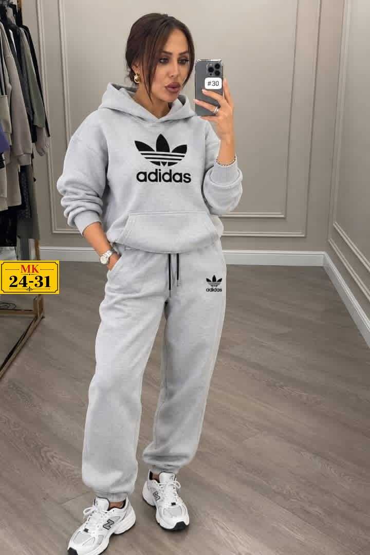 костюм спортивный adidas,костюм спортивный женский,костюм женский adidas,спортивный костюм,костюм адидас женский