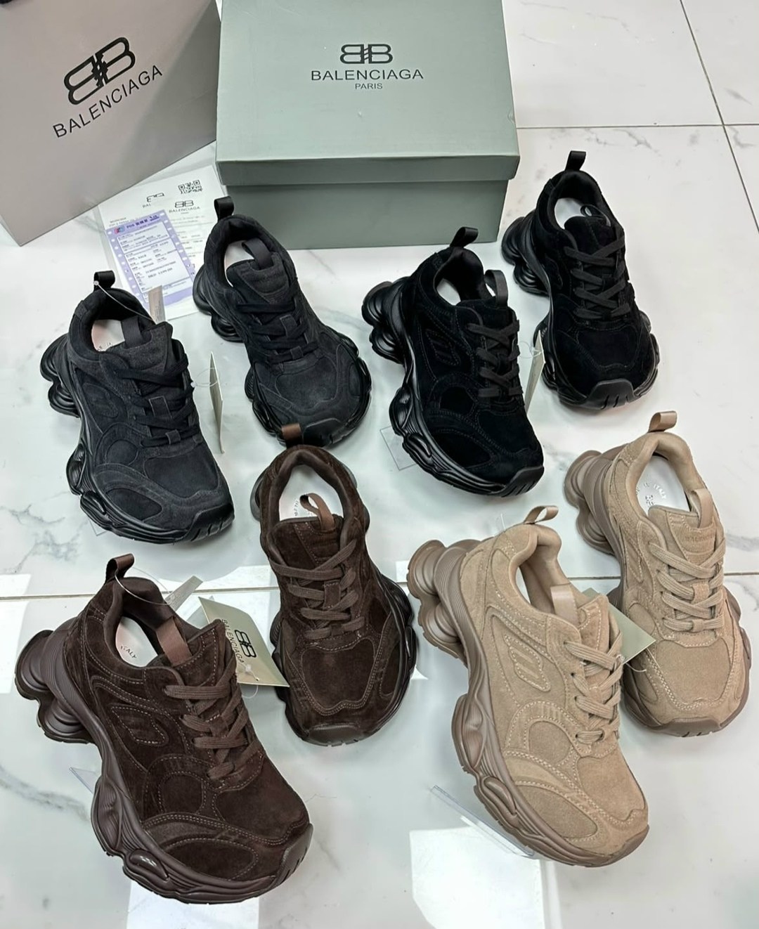 женские кроссовки balenciaga,женские массивные кроссовки,кроссовки balenciaga черные,женские кроссовки,массивные кроссовки