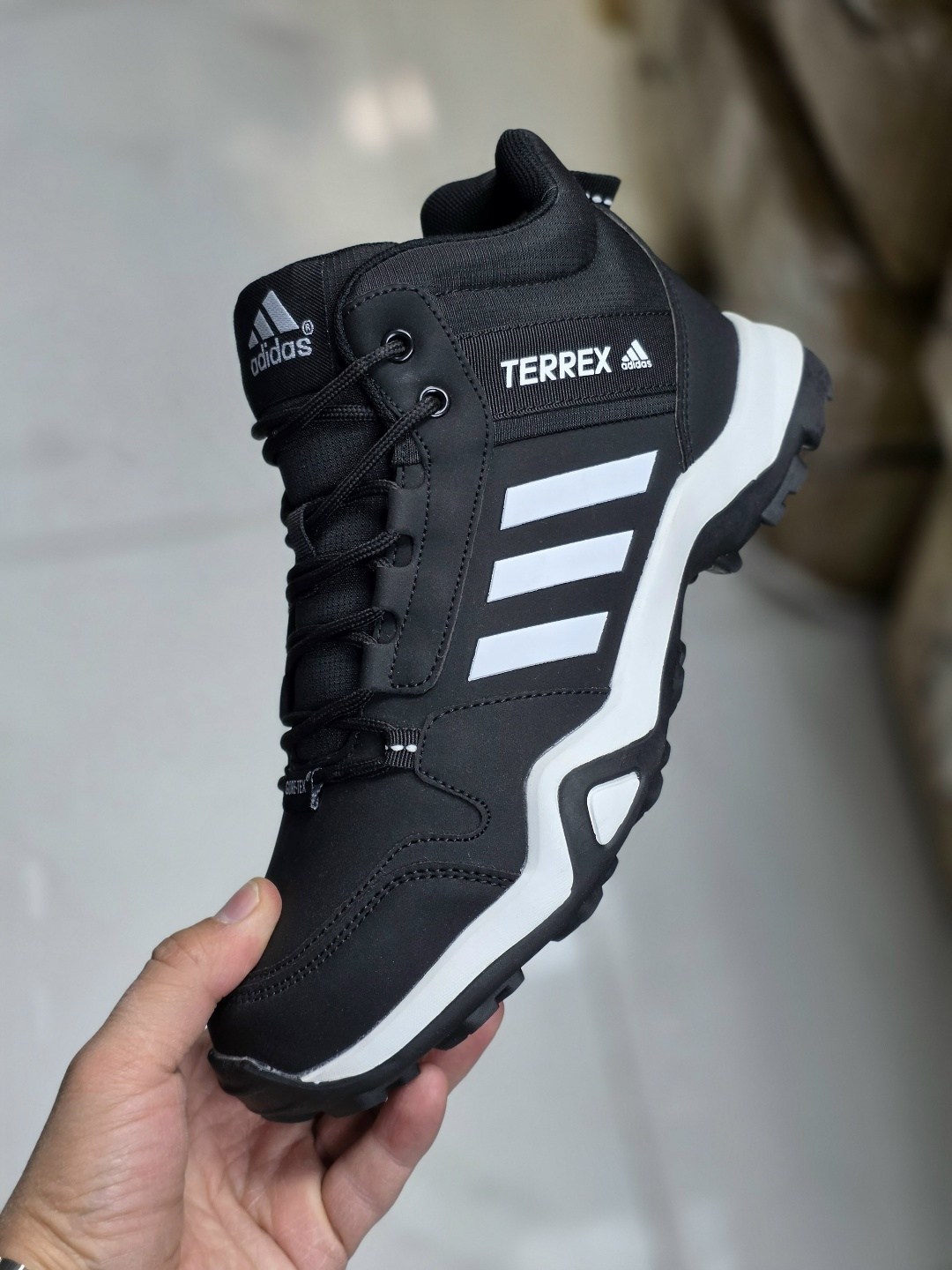 кроссовки мужские зимние adidas terrex,зимние кроссовки adidas terrex,кроссовки мужские зимние adidas,кроссовки унисекс adidas terrex winter черные 44 eu,кроссовки зимние мужские adidas terrex mirota
