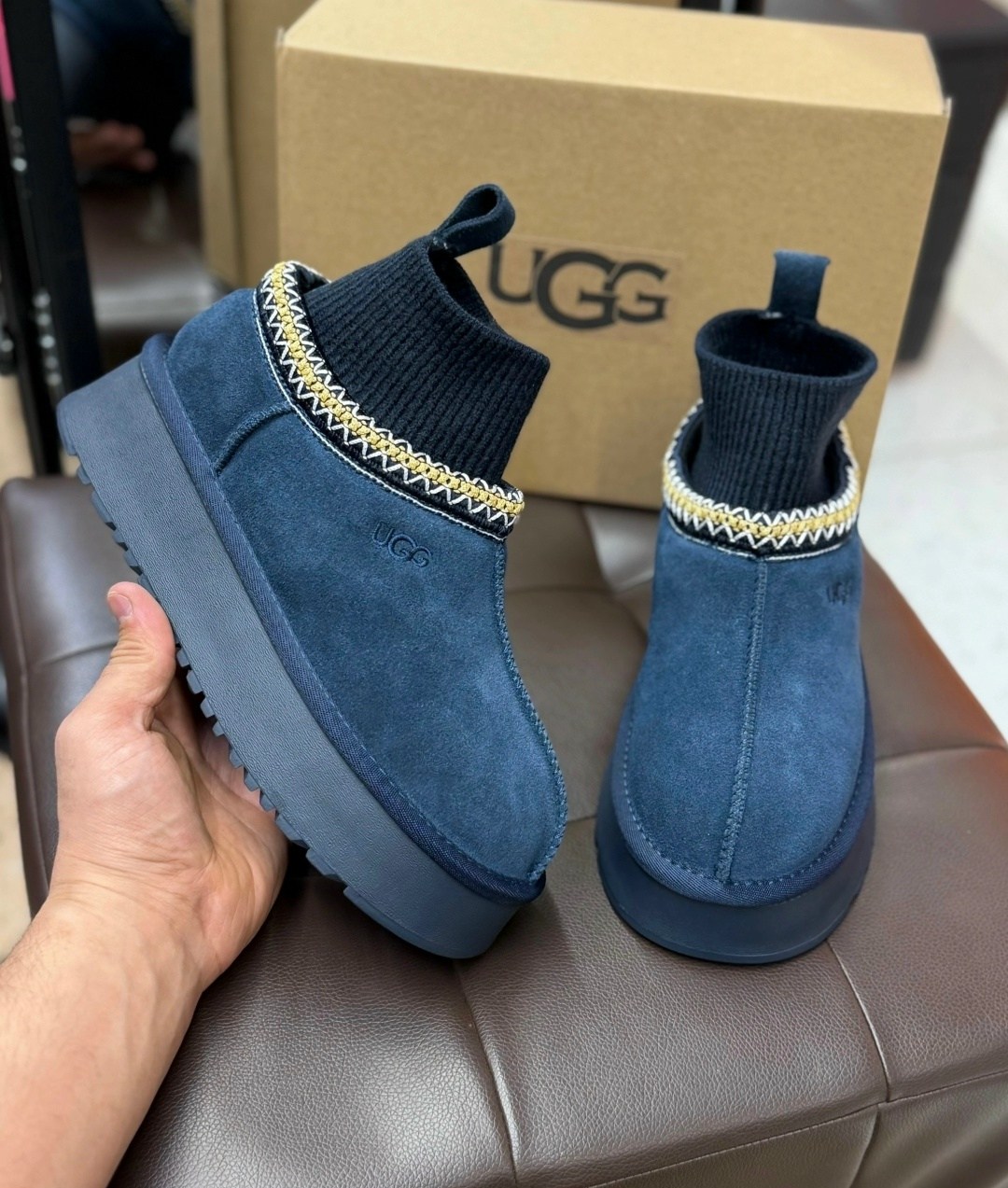 женские угги,,угги женские ugg, женская,женские зимние угги