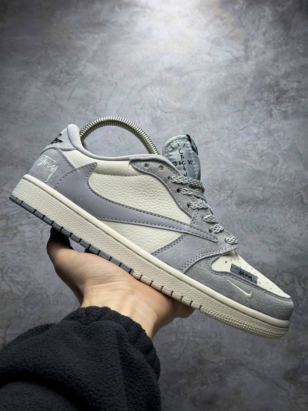 кроссовки travis scott x air jordan 1 low,nike air jordan 1 low travis scott olive,nike air jordan 1 low travis scott,air jordan 1 low travis scott,nike air jordan 1 low travis scott reverse mocha