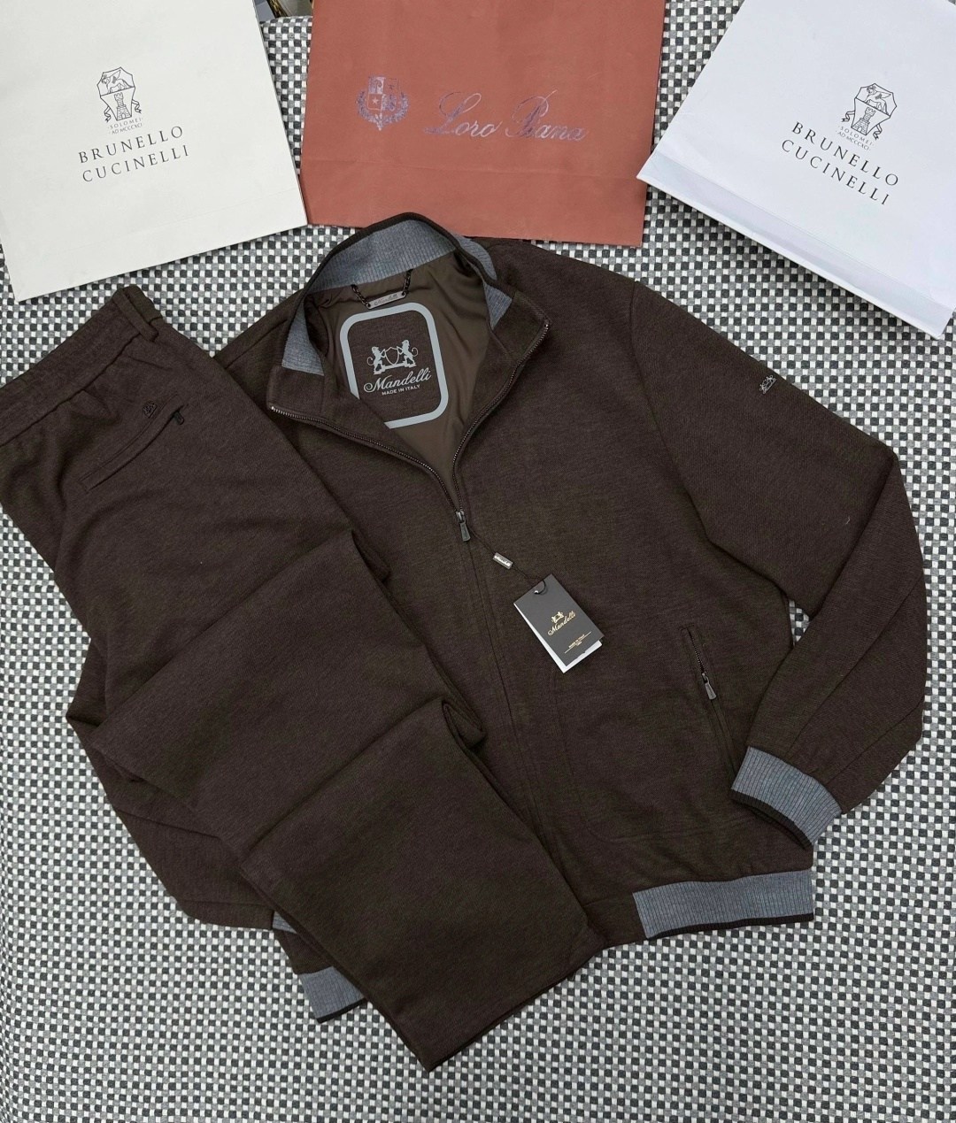 спортивный костюм brunello cucinelli,костюм спортивный loro piana,костюм brunello cucinelli,мужские спортивные костюмы