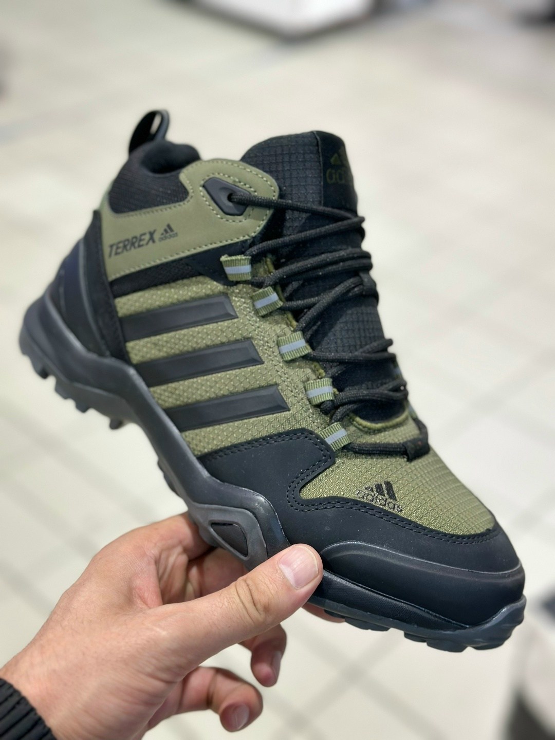 зимние ботинки adidas terrex winter,ботинки adidas terrex winter,зимние ботинки adidas terrex swift r3,кроссовки зимние adidas terrex black winter,зимние кроссовки adidas terrex цвет черный