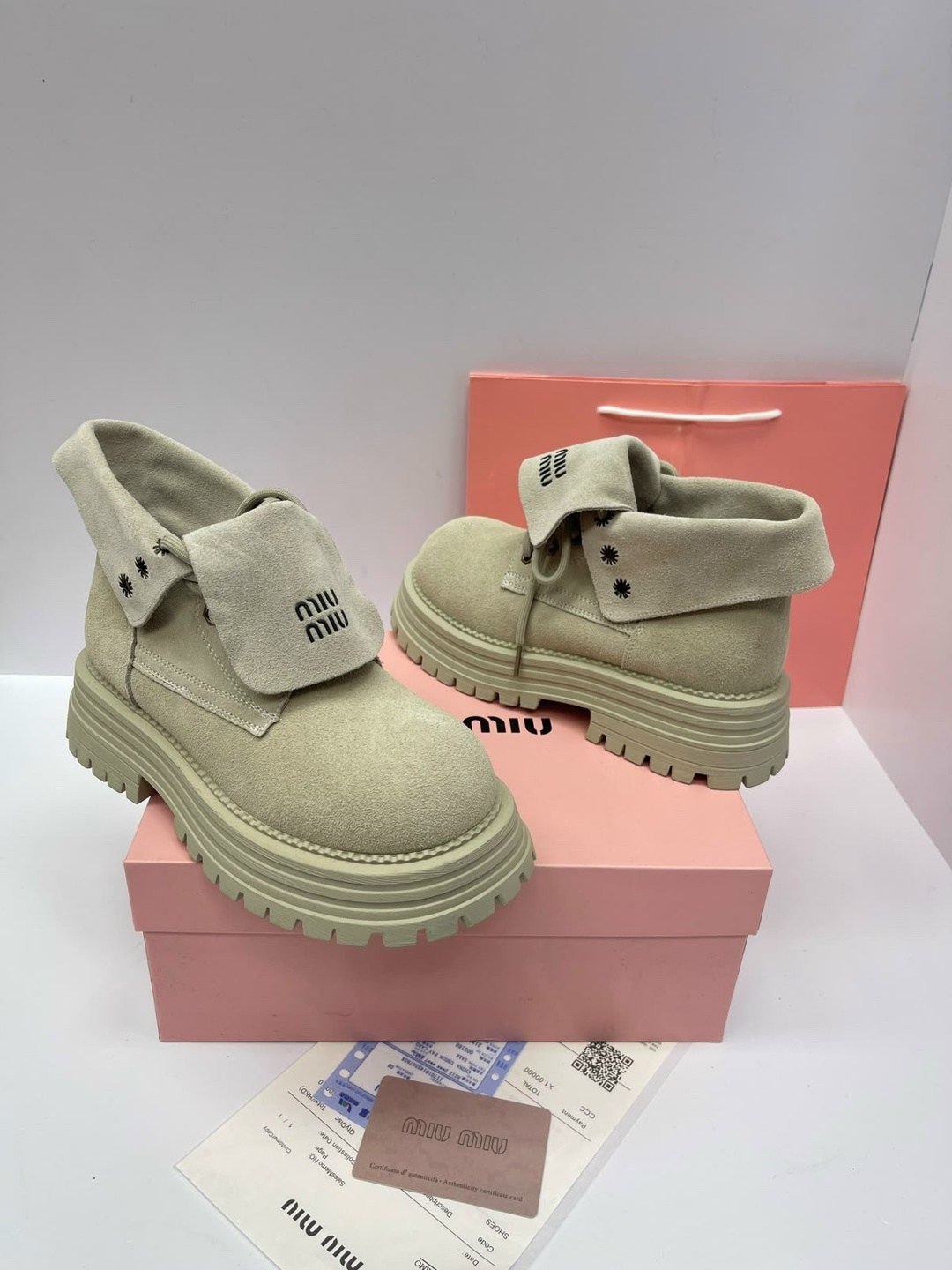 ,ботинки,женские ботинки,ботинки miu miu, женская