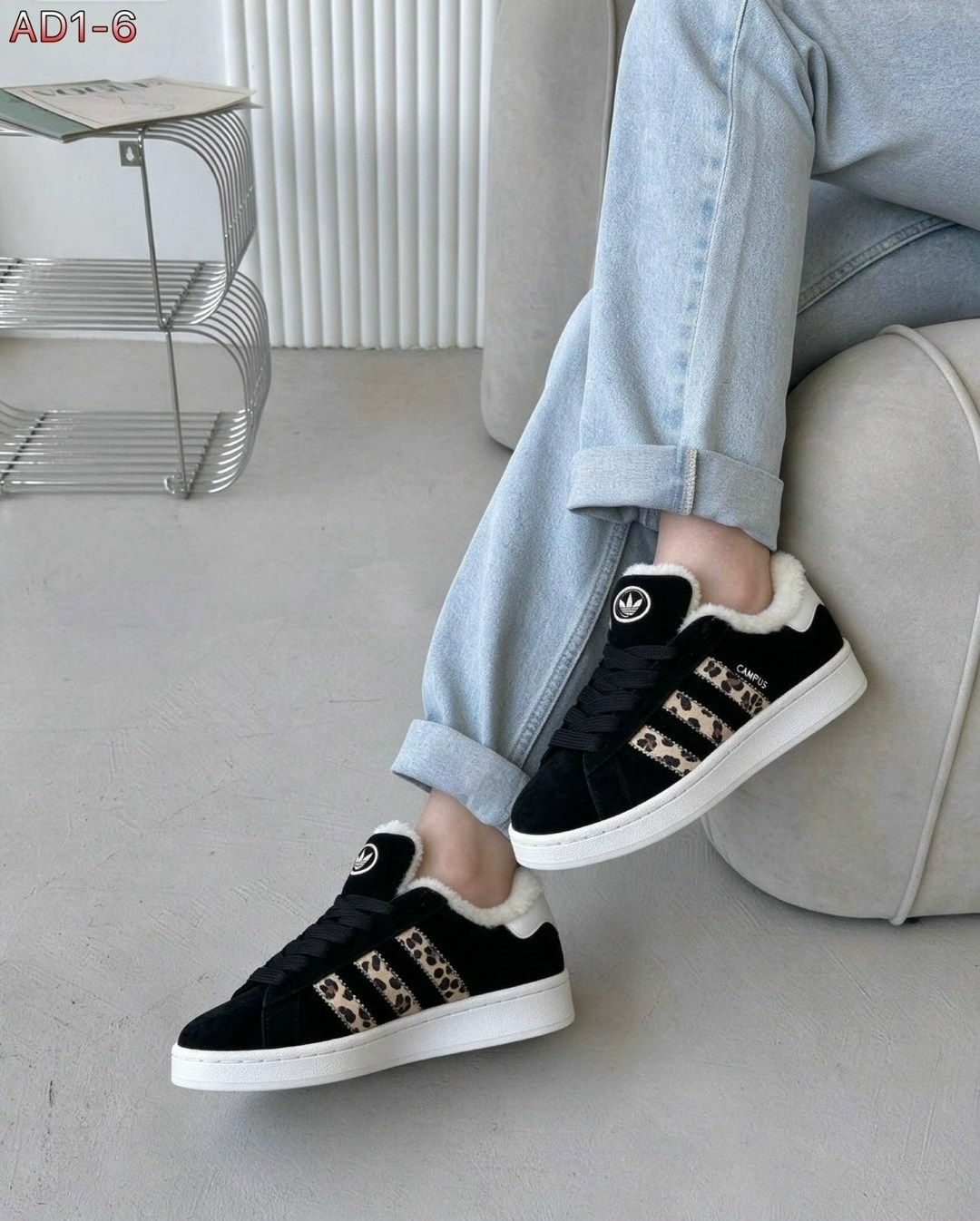 зимние женские кроссовки adidas campus black white fur мех,кроссовки campus 00s зимние с мехом adidas,кроссовки зимние adidas campus,кроссовки adidas campus 00s зимние с мехом adidas,кроссовки adidas