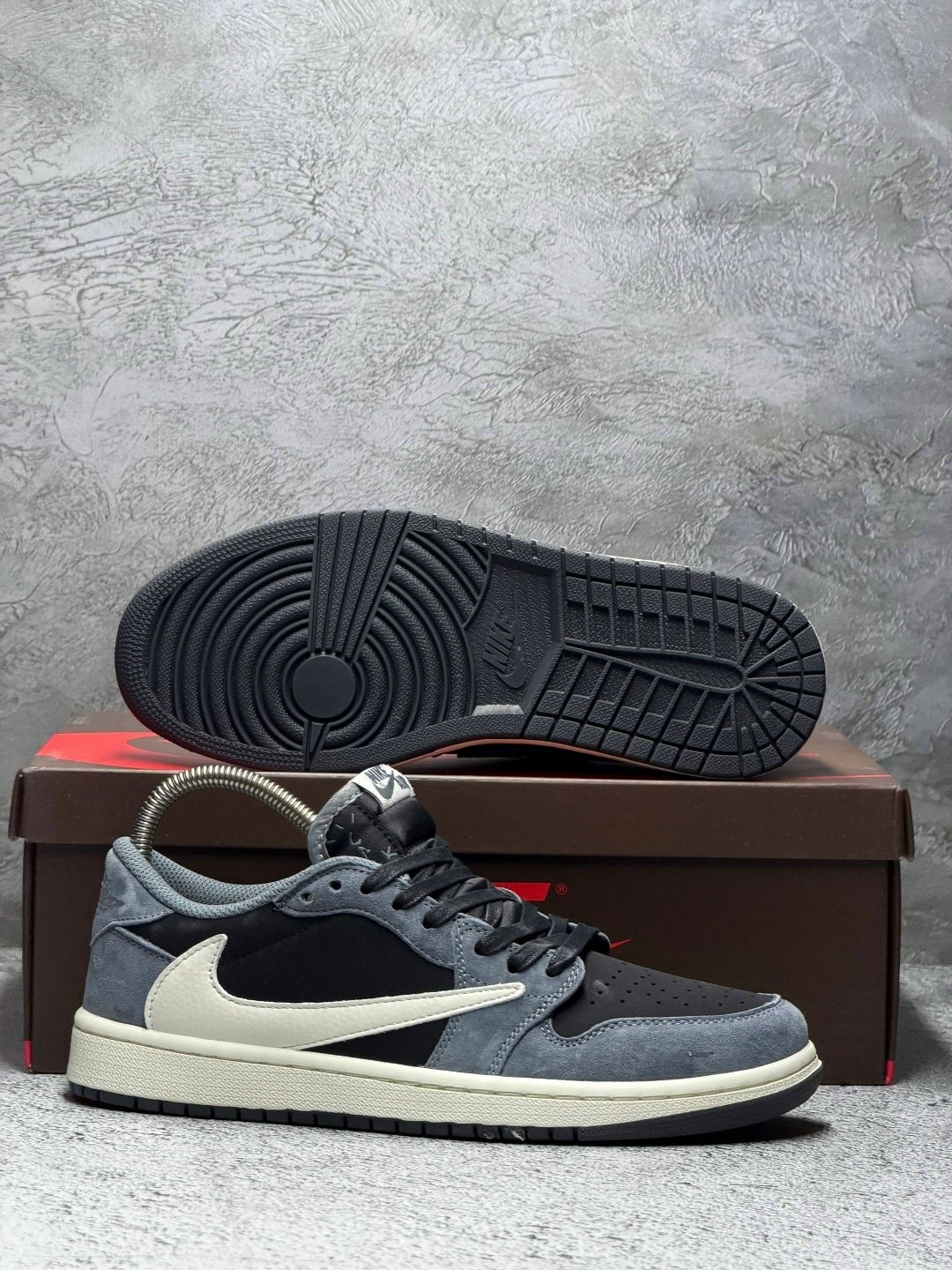 nike air jordan 1 low x travis scott,кроссовки nike travis scott air jordan 1 low,кроссовки nike air jordan 1 low x travis scott,nike air jordan 1 low travis scott olive,air jordan 1 low travis scott