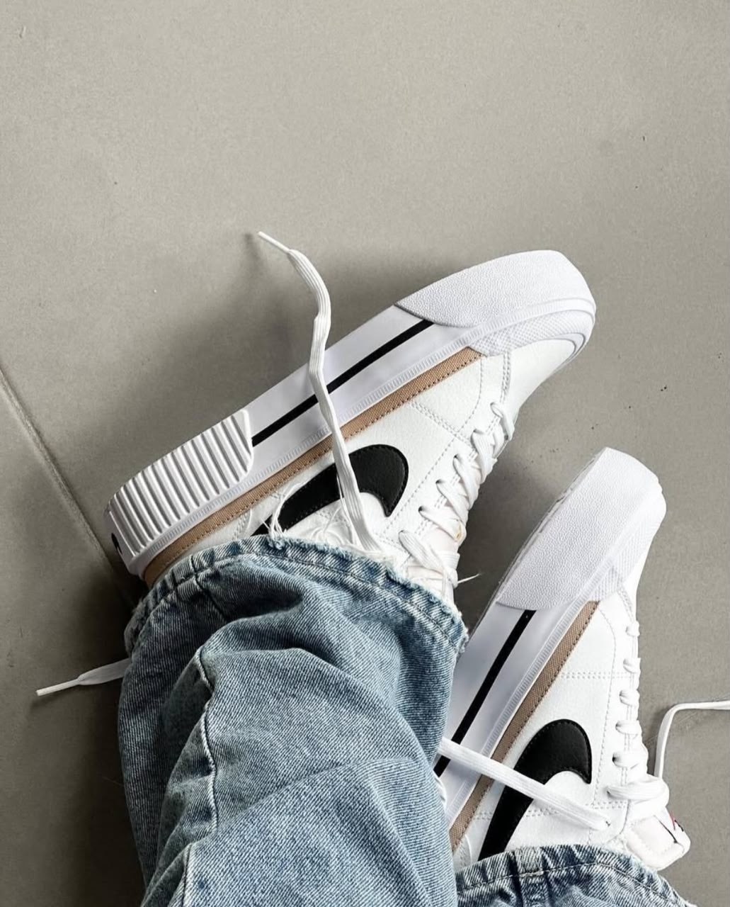 кроссовки nike court женские на высокой платформе,nike court legacy lift,кроссовки,nike sneakers,кроссовки nike court legacy lift