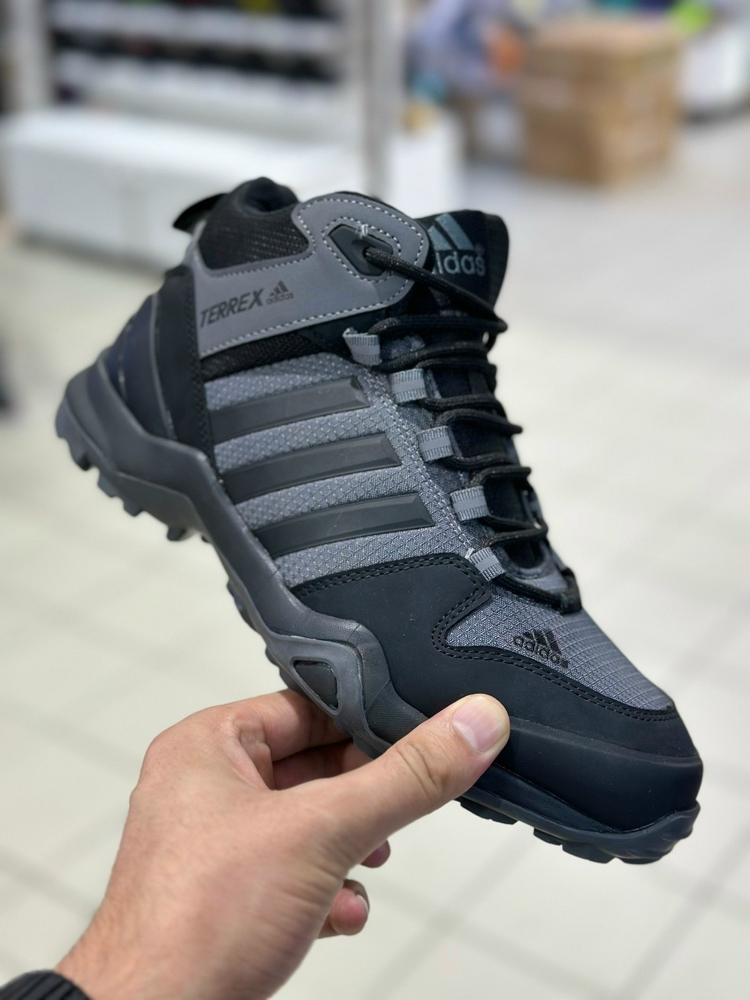 зимние ботинки adidas terrex winter,ботинки adidas terrex winter,зимние ботинки adidas terrex swift r3,кроссовки зимние adidas terrex black winter,зимние кроссовки adidas terrex цвет черный