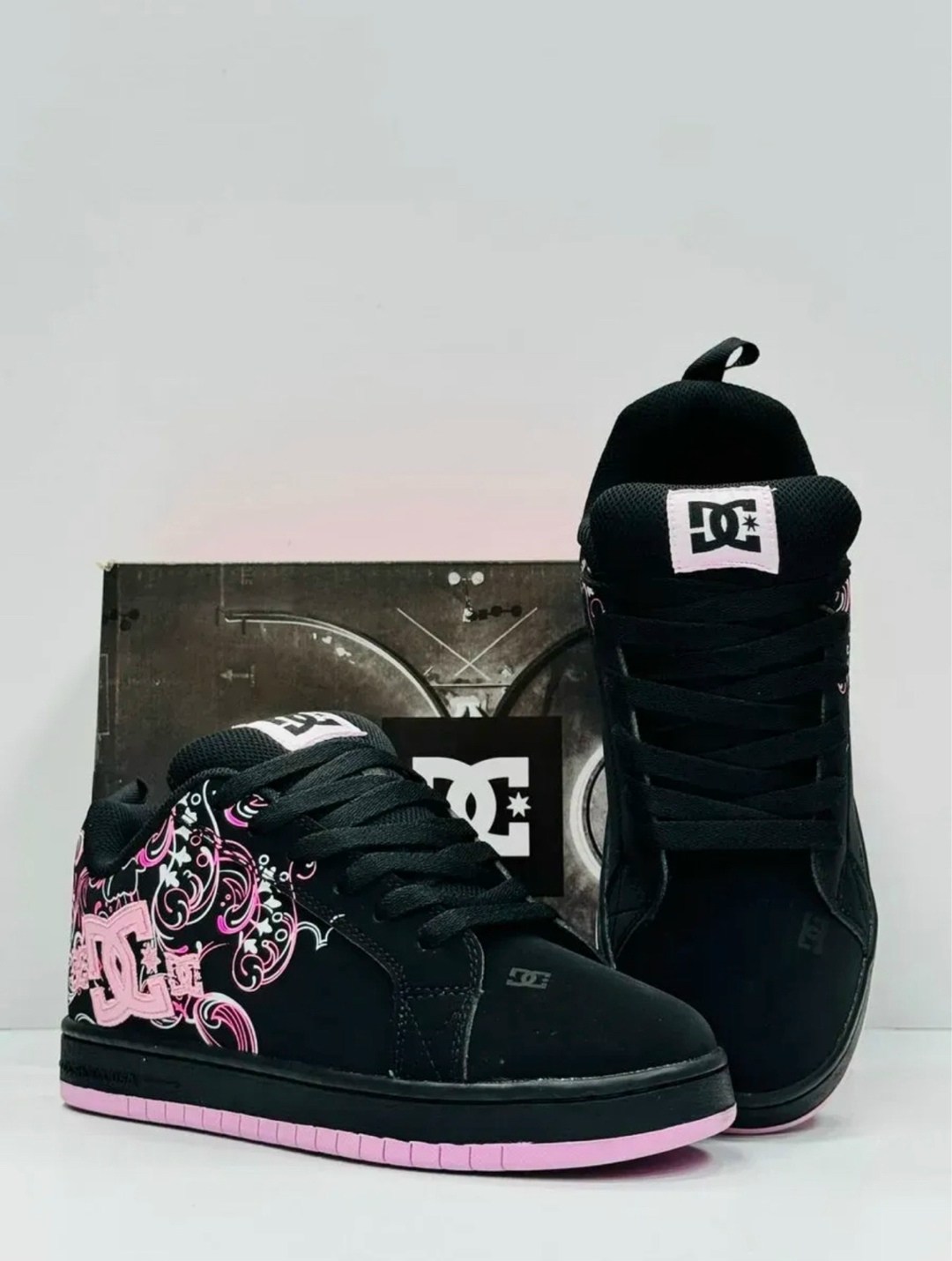 кроссовки dc court graffik,кроссовки dc shoes,кроссовки женские dc shoes,кроссовки dc shoes court graffik,кроссовки dc shoes stag