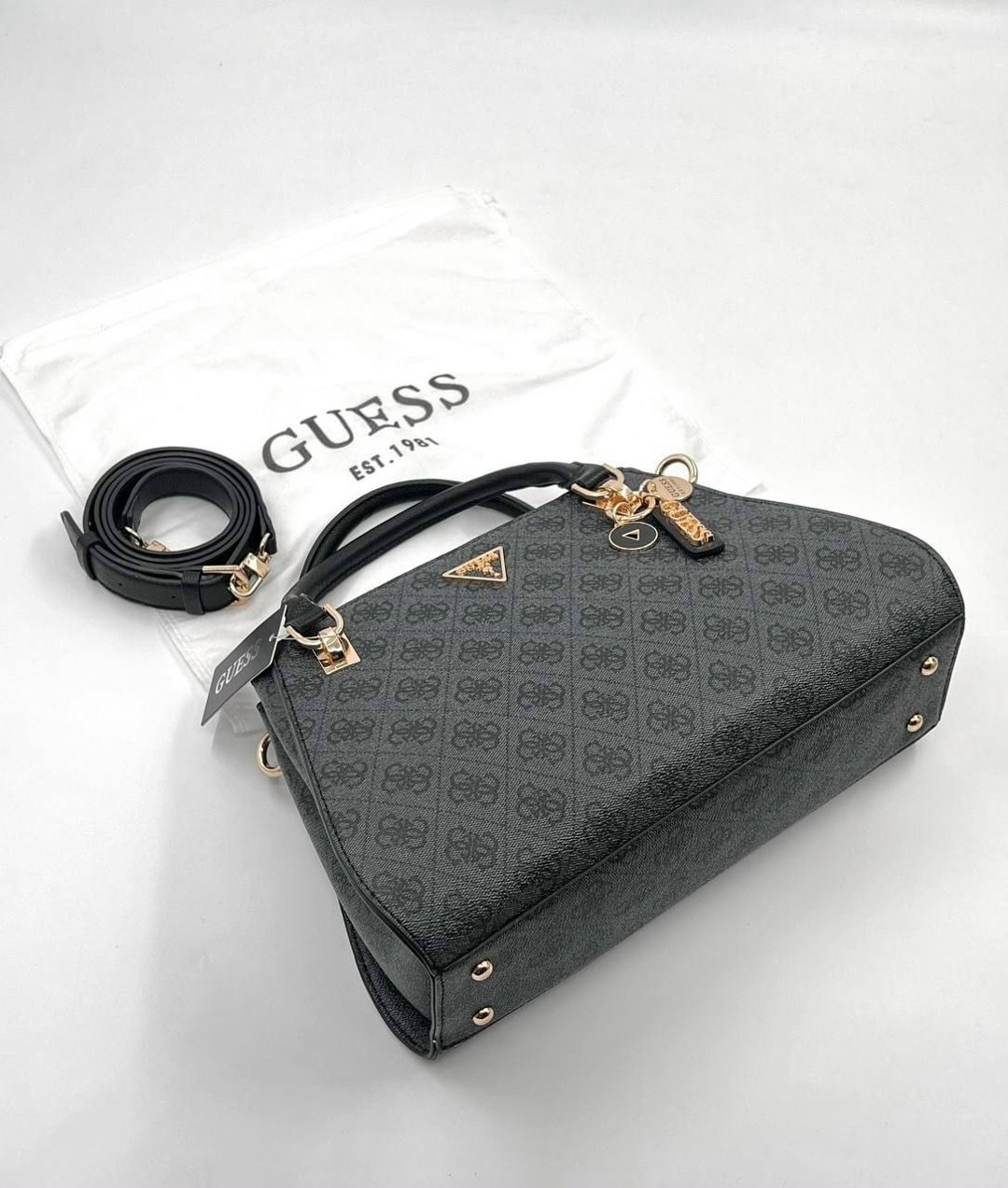 женская сумка guess,сумка guess,сумка женская guess hwbg8377060 темно-серая,сумка-тоут guess erica 2 серый,стильная сумка