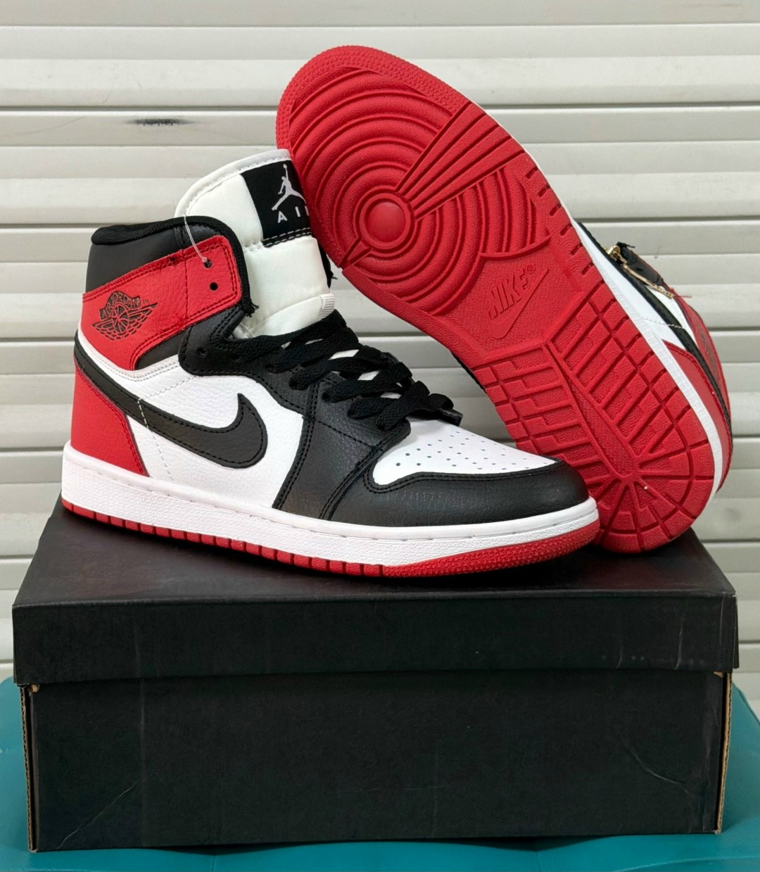 мужские кроссовки nike air jordan 1 retro high,кроссовки nike air jordan 1 retro high,кроссовки женские nike air jordan 1,кроссовки nike air jordan 1,кроссовки мужские nike air jordan 1