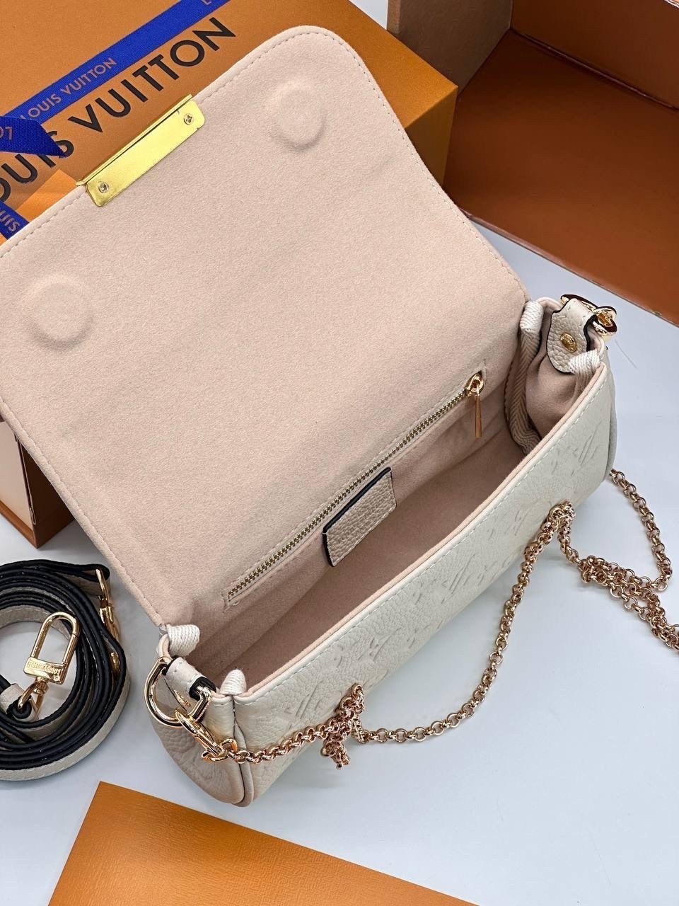 louis vuitton сумка на плечо,женская сумка louis vuitton,сумка louis vuitton,сумка клатч женская louis vuitton,женская сумка