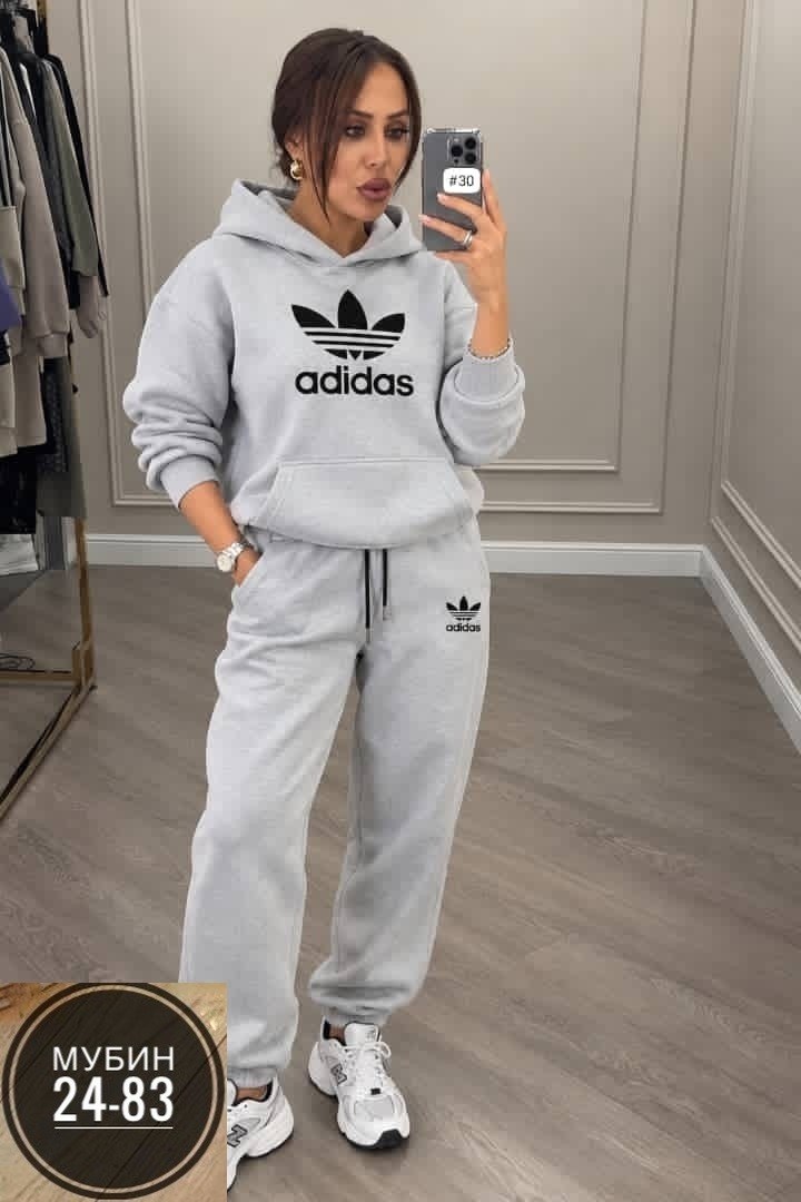 костюм спортивный adidas,спортивные костюмы женские,спортивные костюмы адидас женские,спортивный костюм,костюм женский адидас