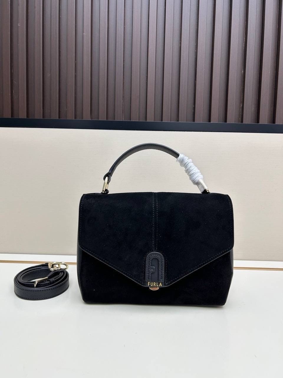 сумка женская furla,женские сумки,сумка замшевая furla,замшевая сумка,сумка furla