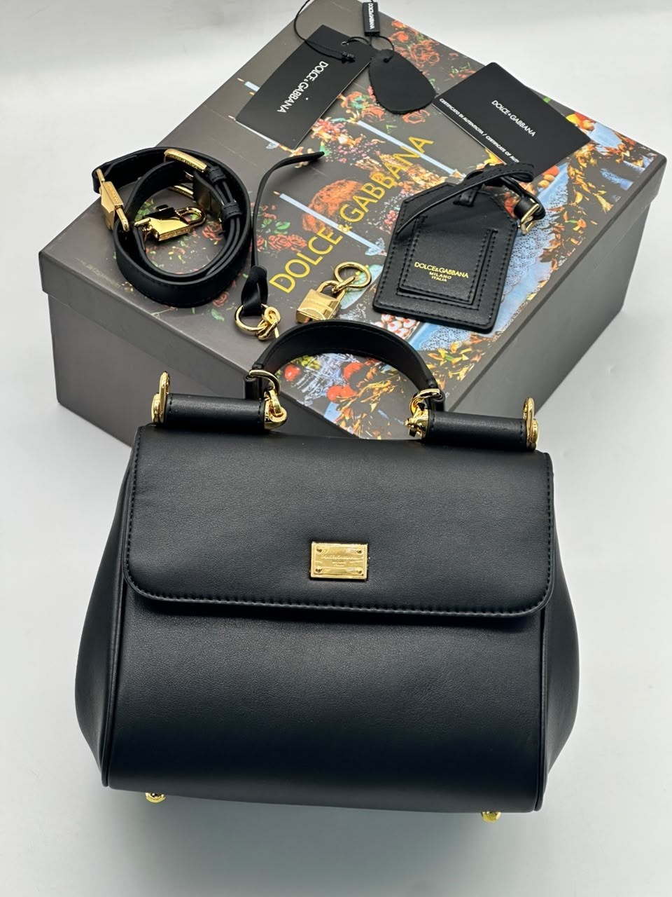 сумка dolce&gabbana,сумка,сумки дольче габбана,женская сумка,модная сумка