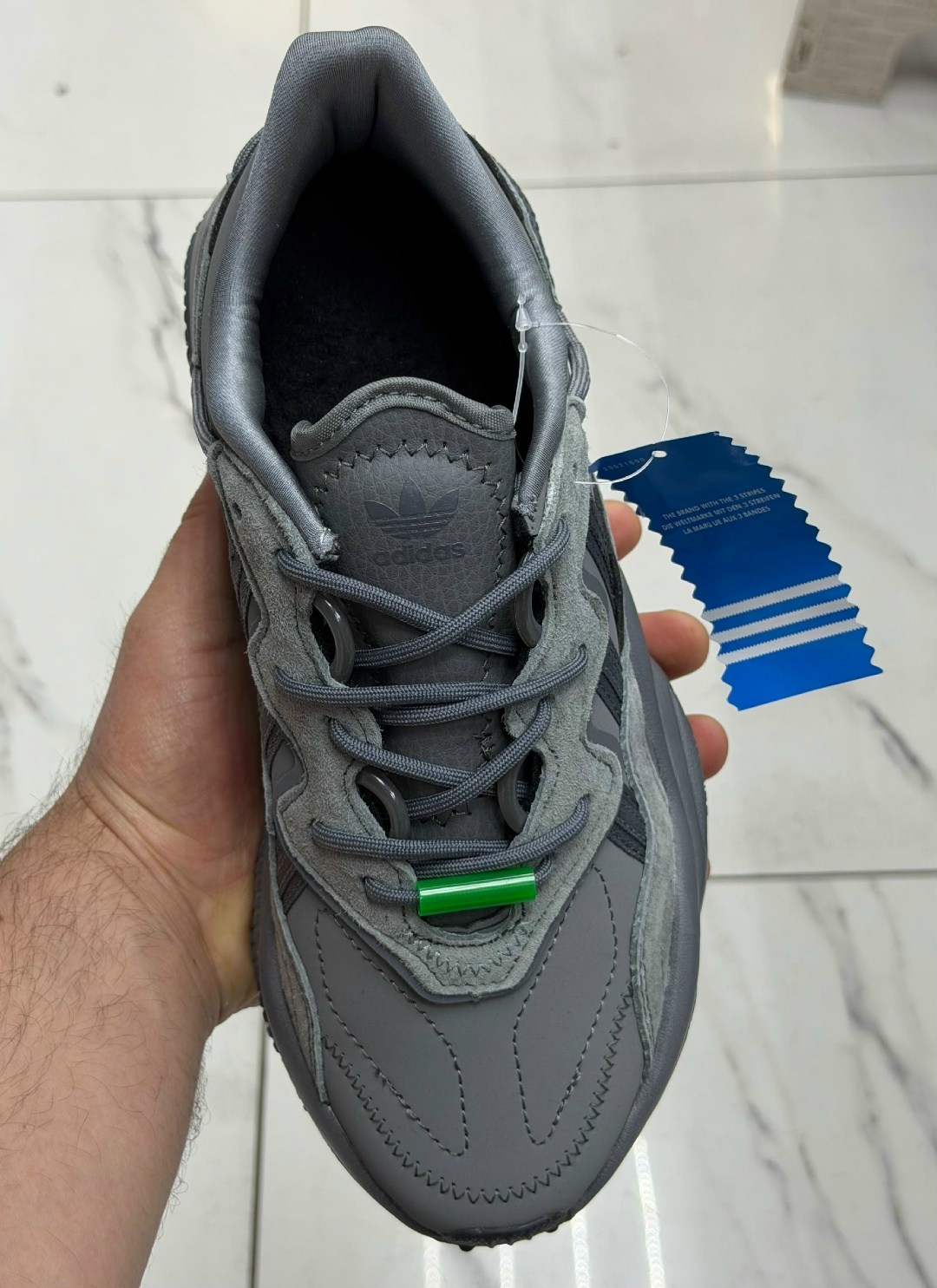 кроссовки adidas ozweego мужские зеленые,кроссовки мужские adidas ozweego,кроссовки adidas ozweego,кроссовки adidas ozweego зеленые зимние,мужские кроссовки adidas originals ozweego