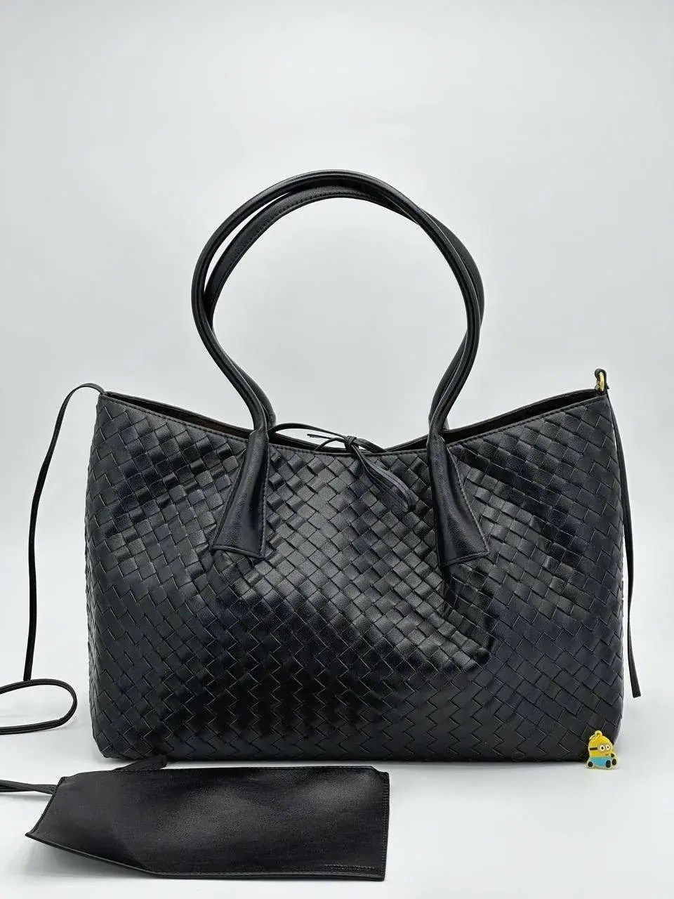 сумка bottega veneta,сумка женская bottega,элегантная сумка,черная женская сумка,сумка женская bottega veneta