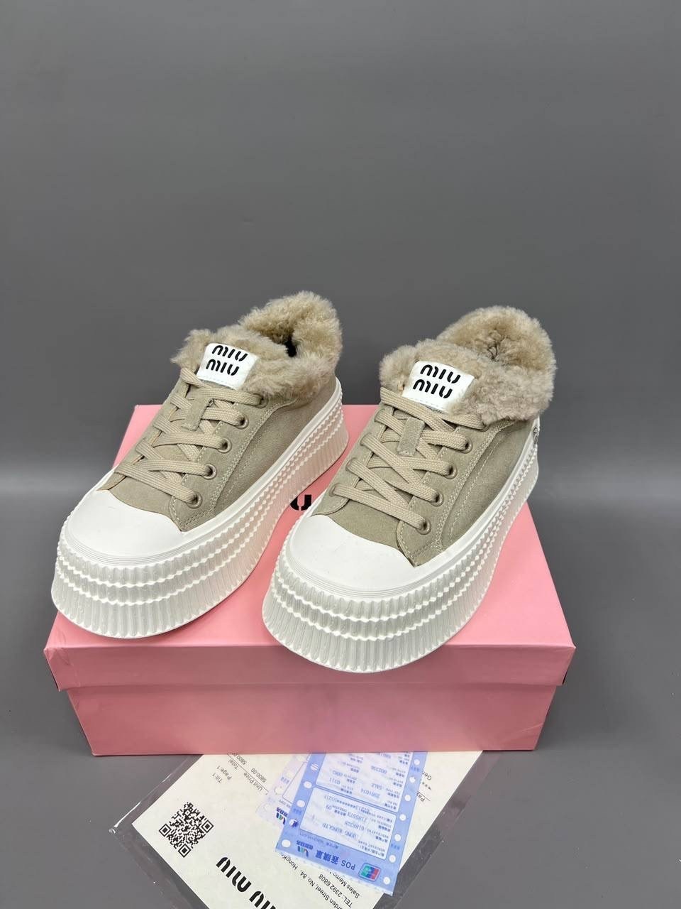 высокие тёплые женские кеды miu miu,,кеды женские с мехом,кеды меховые женские,кроссовки miu miu женские