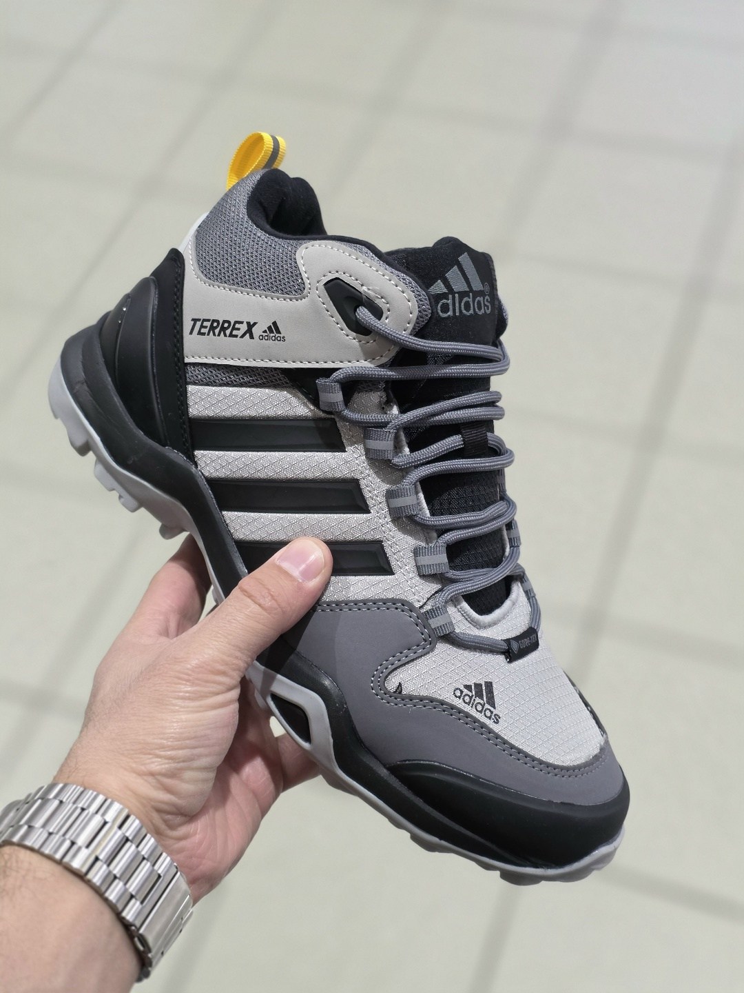 зимние кроссовки adidas,зимние кроссовки adidas terrex,кроссовки adidas terrex,кроссовки adidas,кроссовки мужской adidas