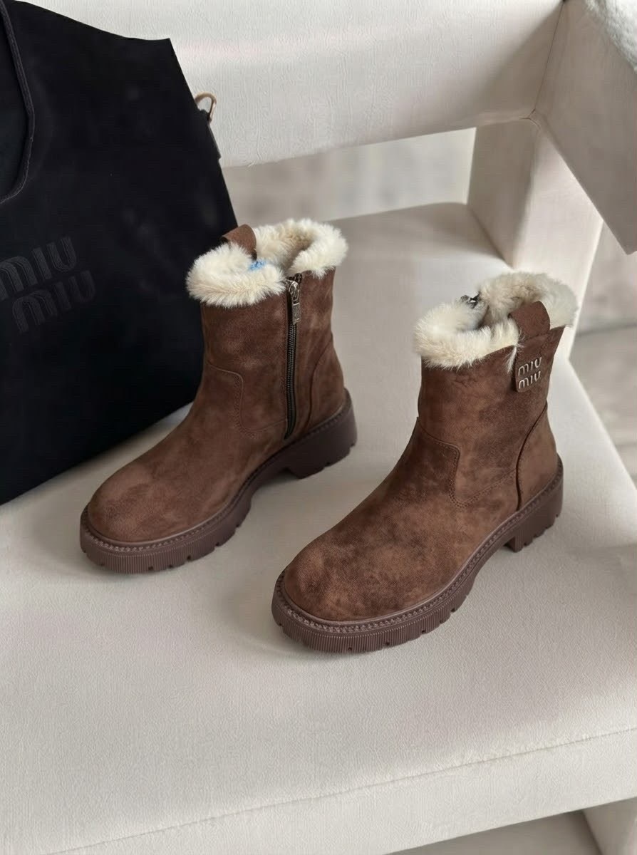 ботинки miu miu,ботинки меховые miu miu,ботинки осенние miu miu premiumshoes 543926104,ботинки осенние miu miu,ботинки женские miu miu из натуральной замши