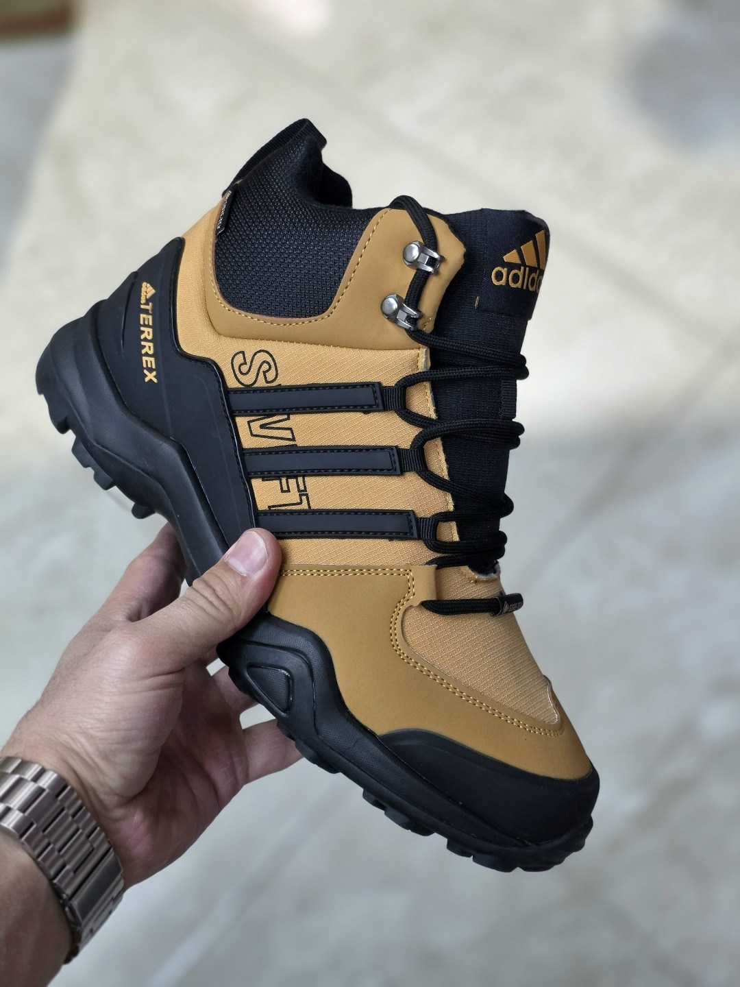 зимние кроссовки adidas terrex,кроссовки adidas terrex,кроссовки мужские adidas terrex зимние,кроссовки зимние adidas,зимние ботинки adidas climaproof высокие