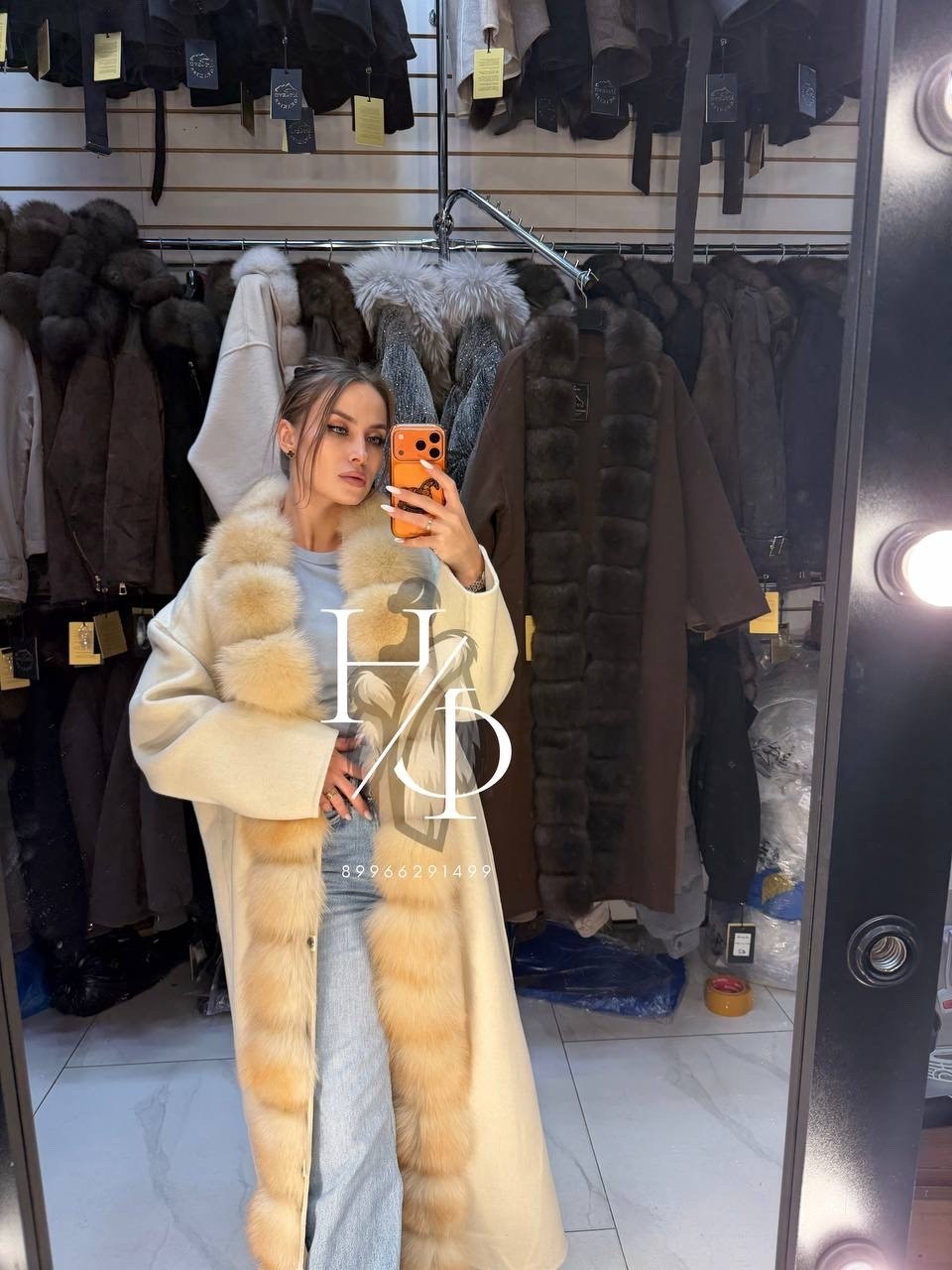 кашемировое пальто с мехом куницы yana kraft brand,пальто с мехом,кашемировое пальто серо-бежевого цвета с мехом куницы,утепленное кашемировое пальто с мехом соболя,утепленное кашемировое пальто с мех