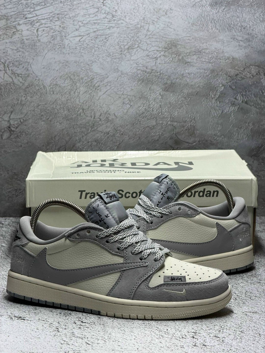 кроссовки travis scott x air jordan 1 low,nike air jordan 1 low travis scott olive,nike air jordan 1 low travis scott,air jordan 1 low travis scott,nike air jordan 1 low travis scott reverse mocha