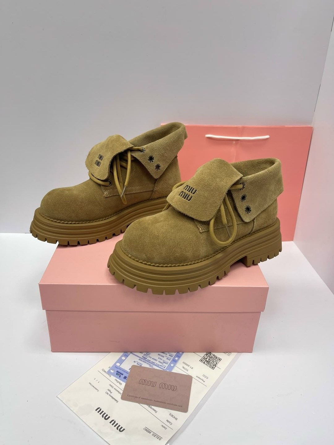,ботинки,женские ботинки,ботинки miu miu, женская