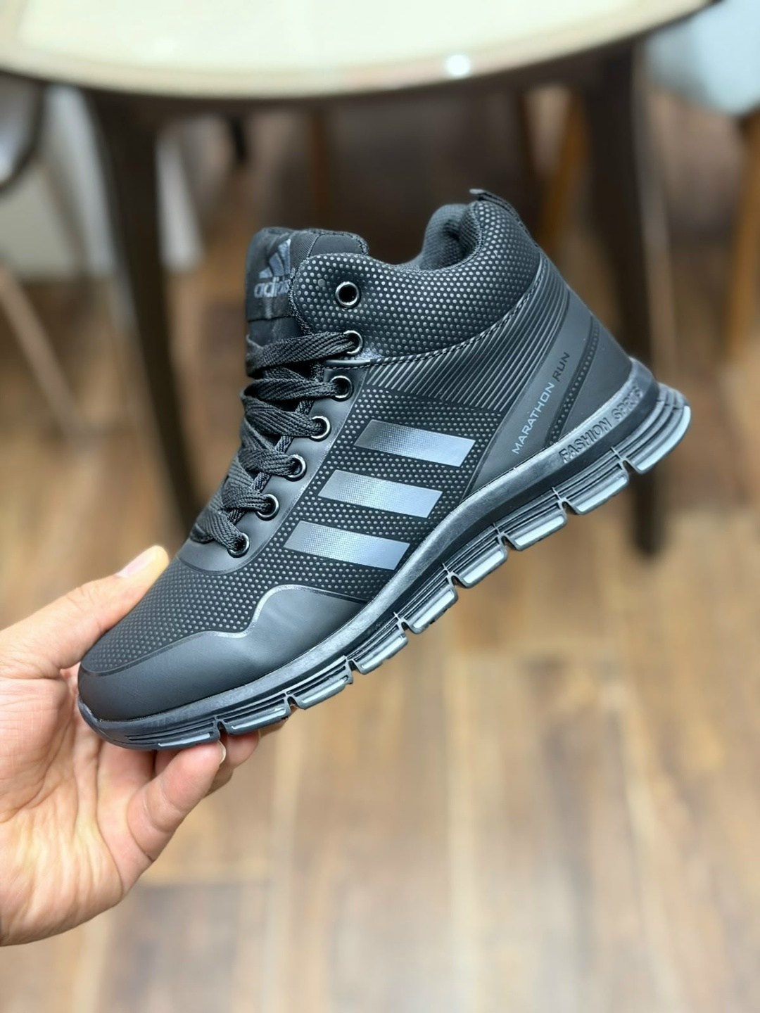 кроссовки мужские зимние адидас,кроссовки зимние мужские adidas,зимние кроссовки adidas,adidas кроссовки,