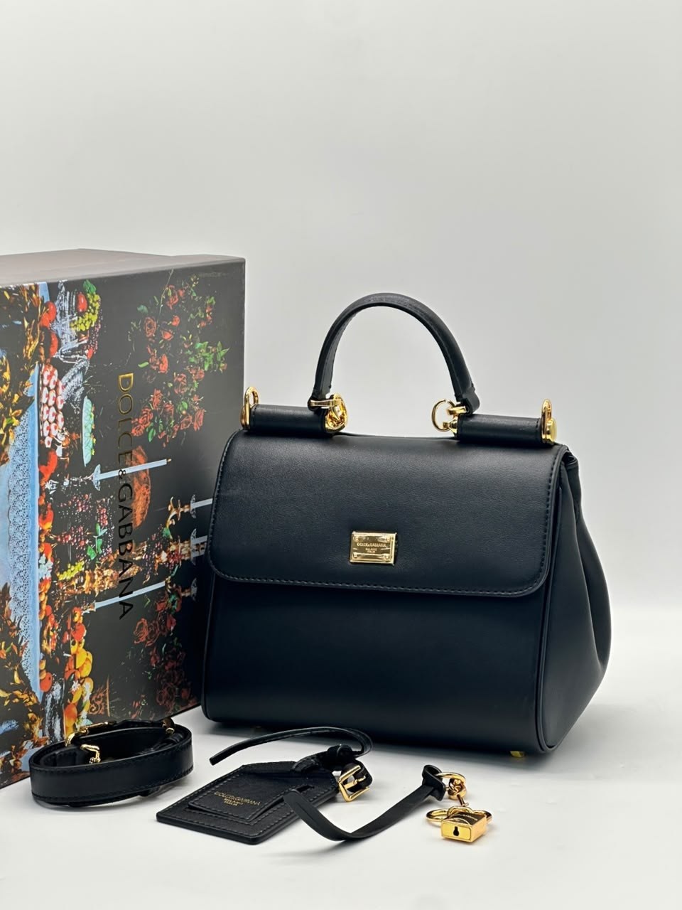 сумка dolce&gabbana,сумка,сумки дольче габбана,женская сумка,модная сумка