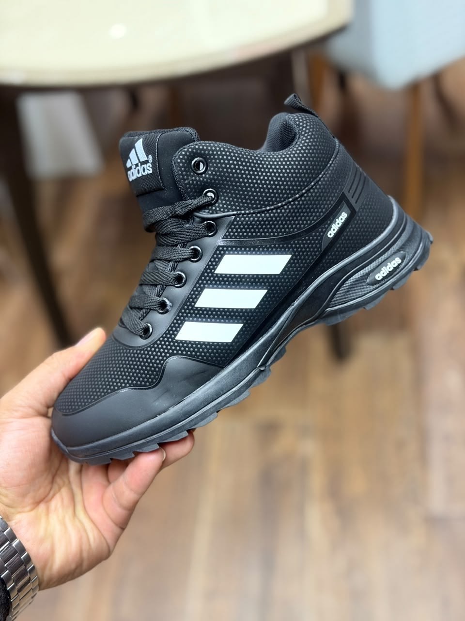 зимние кроссовки adidas,кроссовки мужские зимние adidas,зимние кроссовки мужские адидас,кроссовки adidas мужские,мужские зимние кроссовки адидас adidas