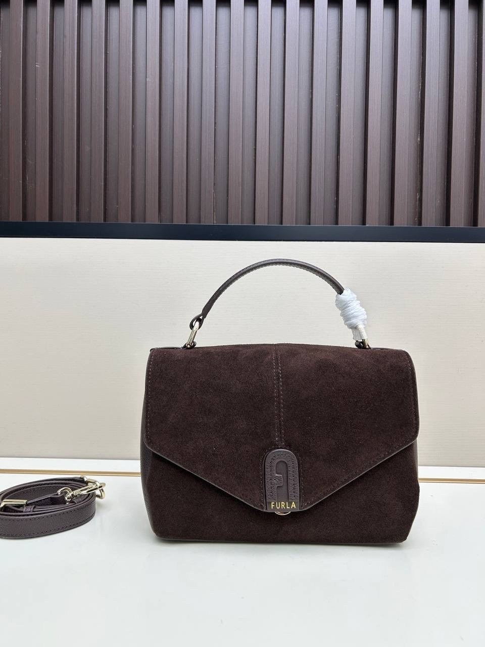 сумка женская furla,женские сумки,сумка замшевая furla,замшевая сумка,сумка furla
